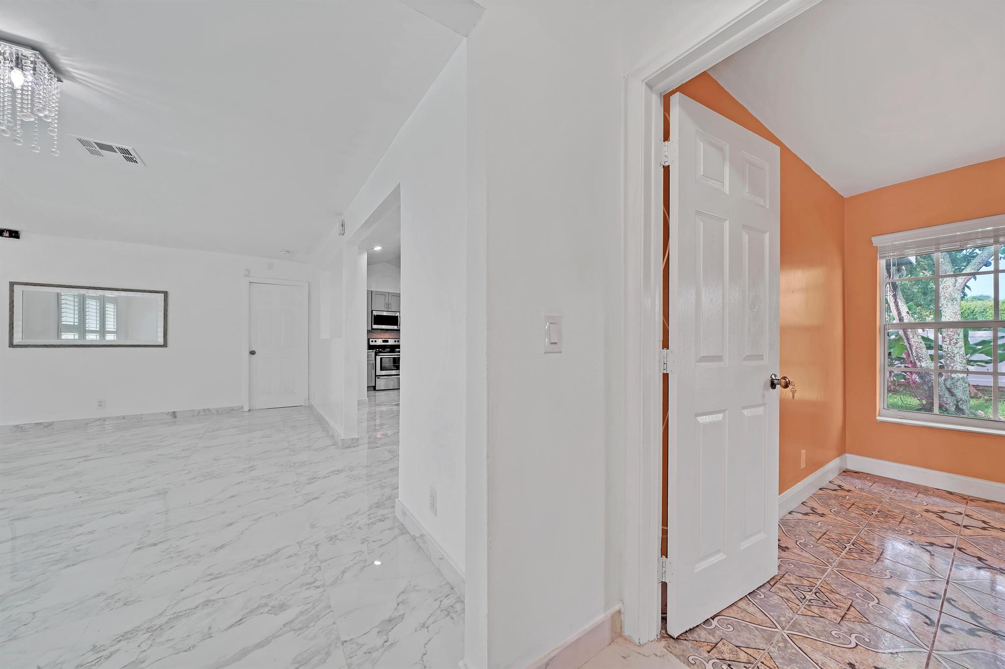 724 Avenue Chaumont