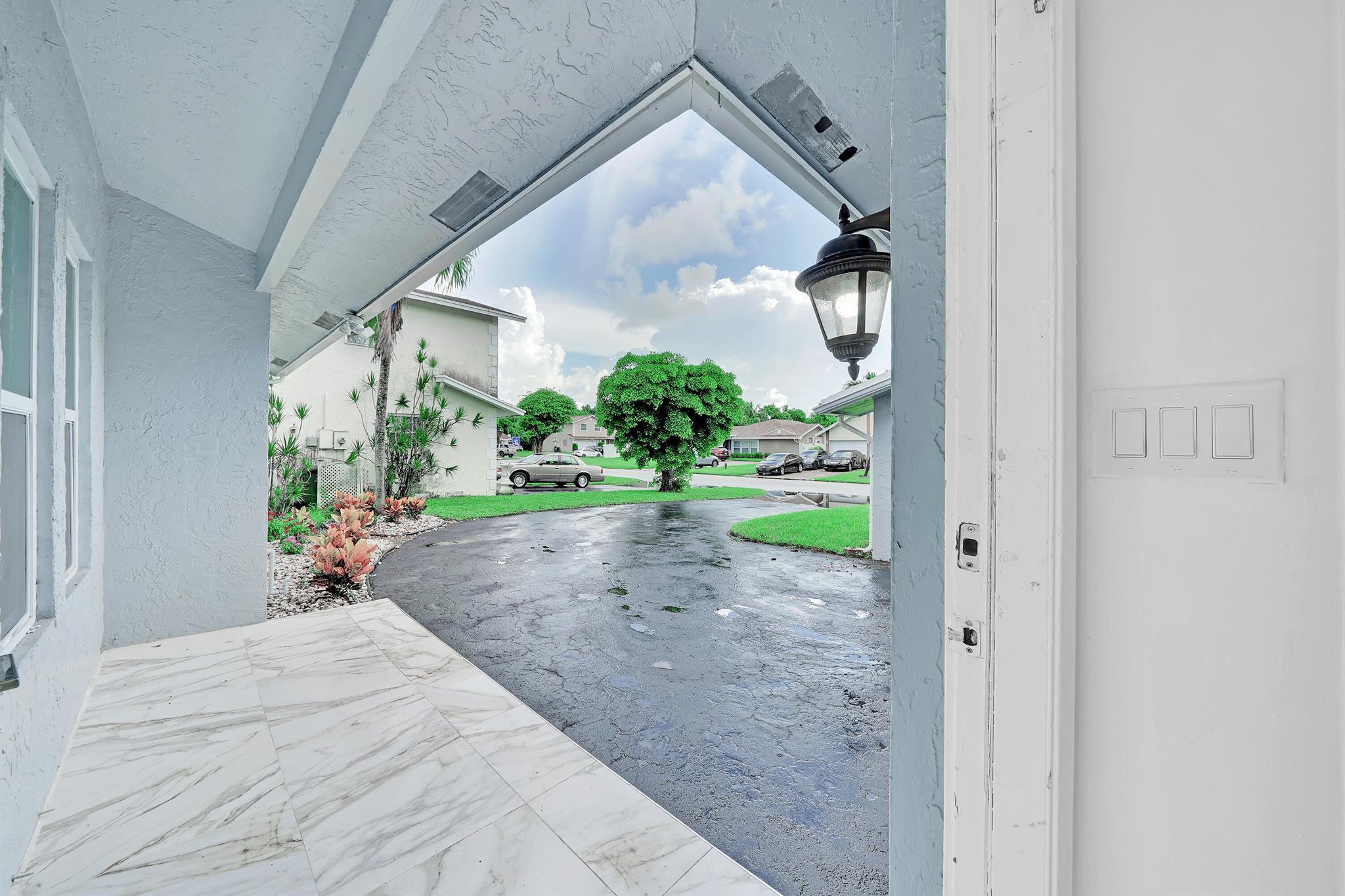 724 Avenue Chaumont