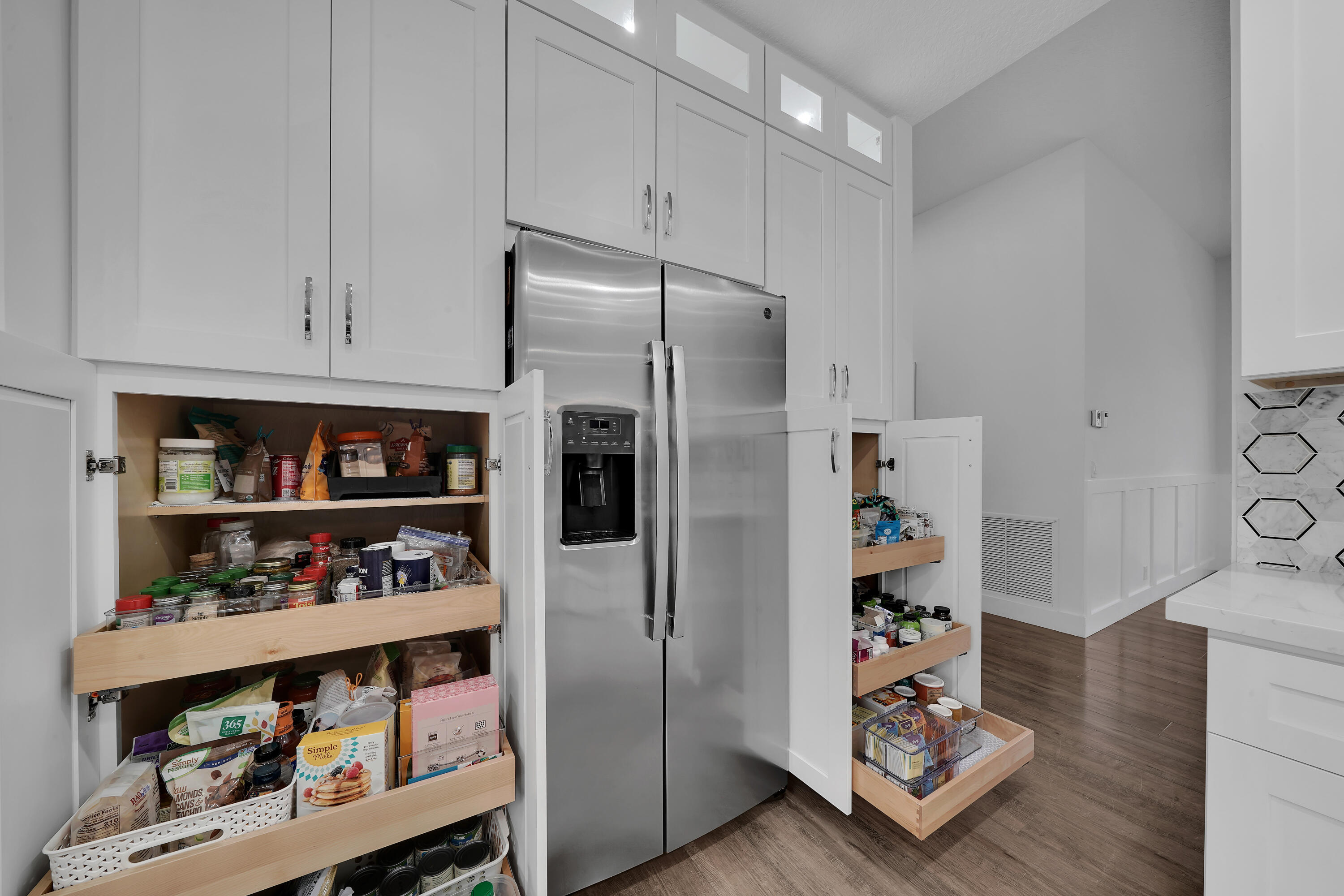 9846 Arbor View Drive S