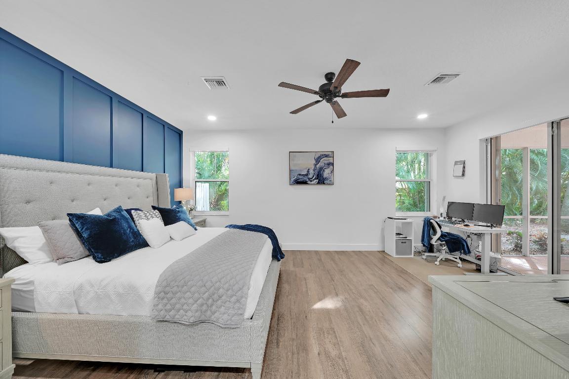 9846 Arbor View Drive S