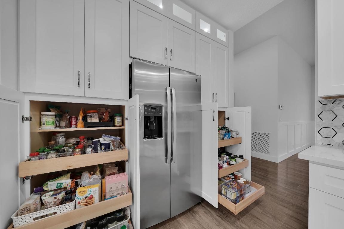 9846 Arbor View Drive S