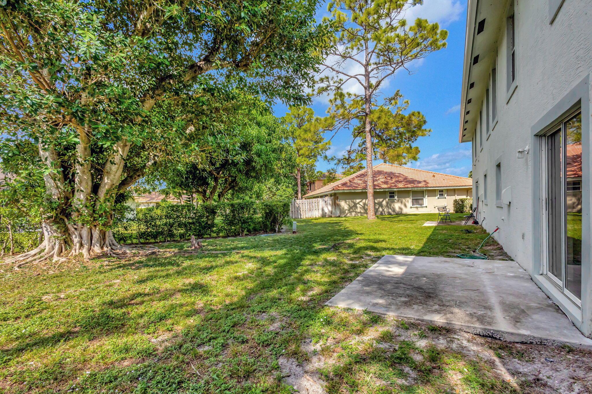 1139 Staghorn Street