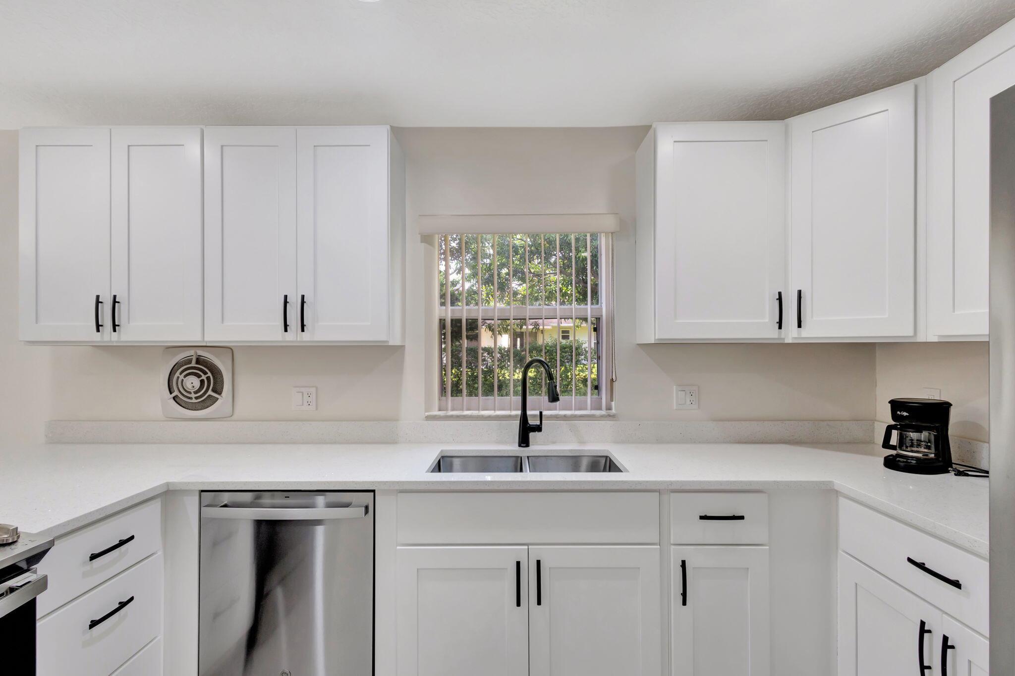 1139 Staghorn Street