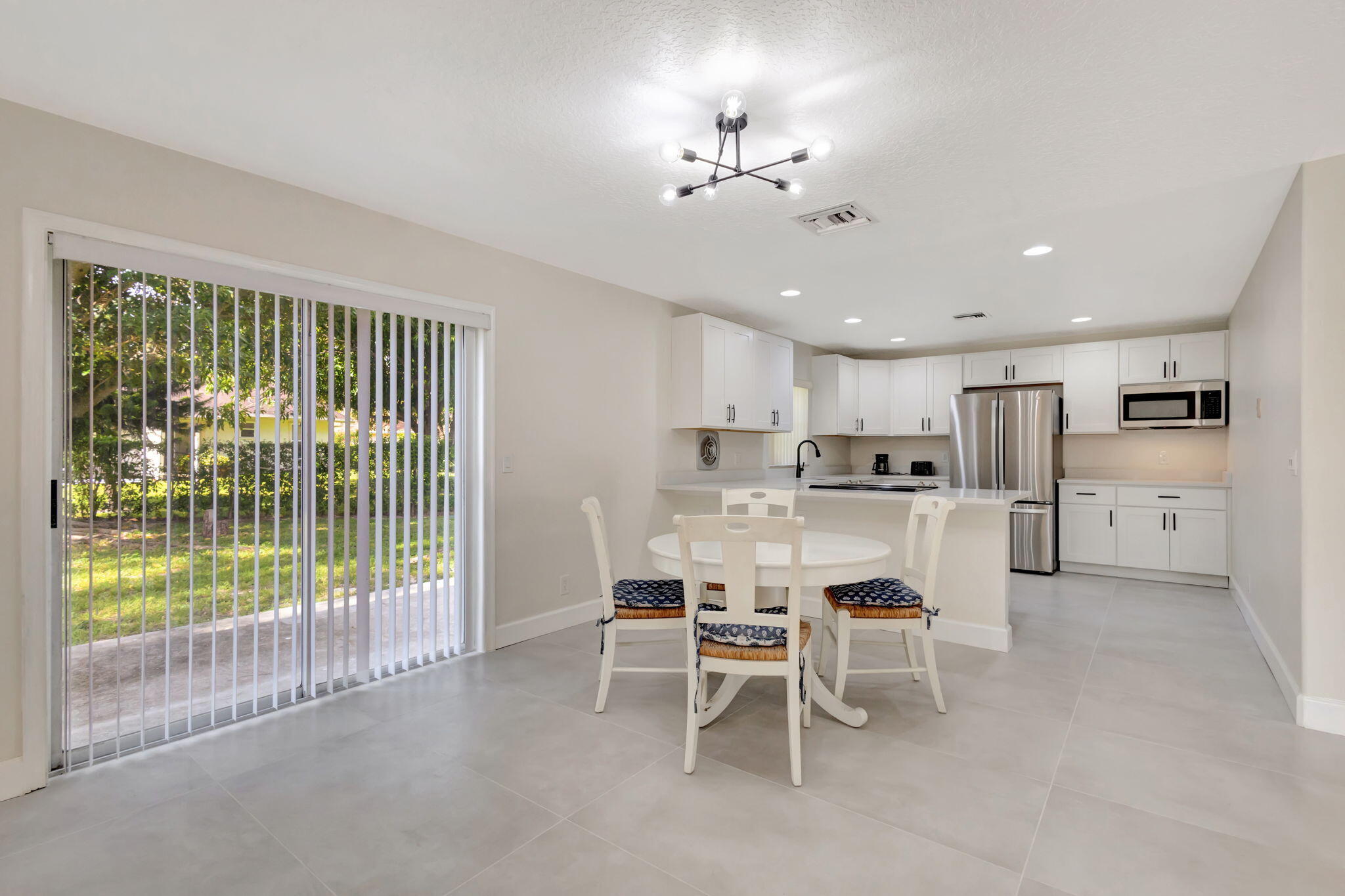 1139 Staghorn Street