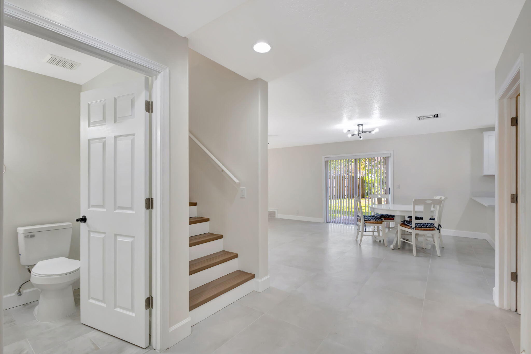 1139 Staghorn Street