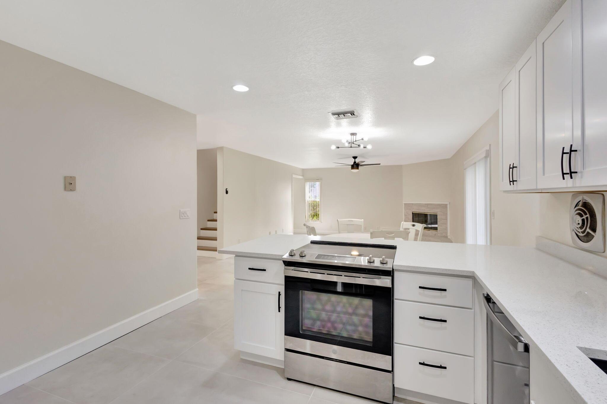 1139 Staghorn Street