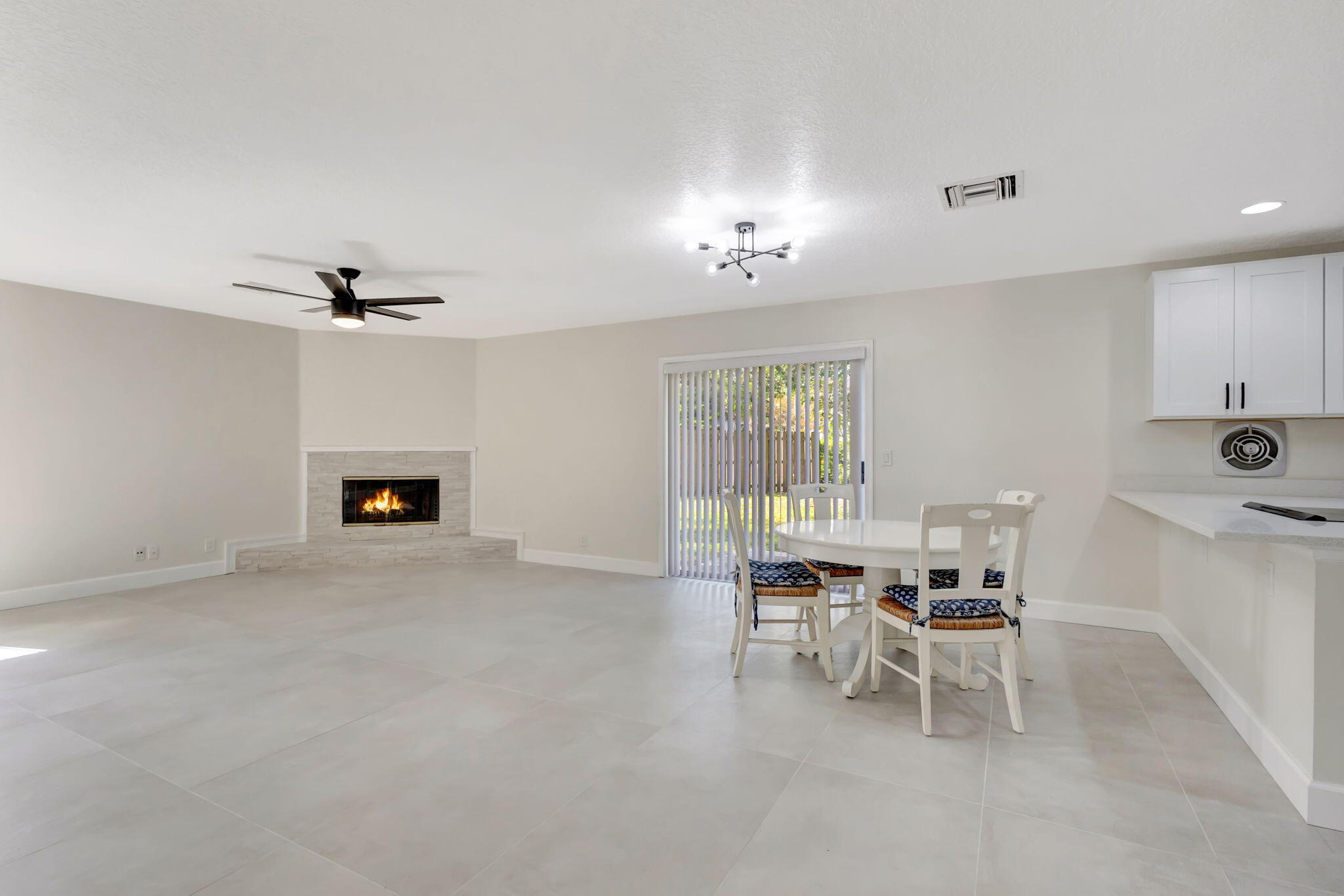 1139 Staghorn Street