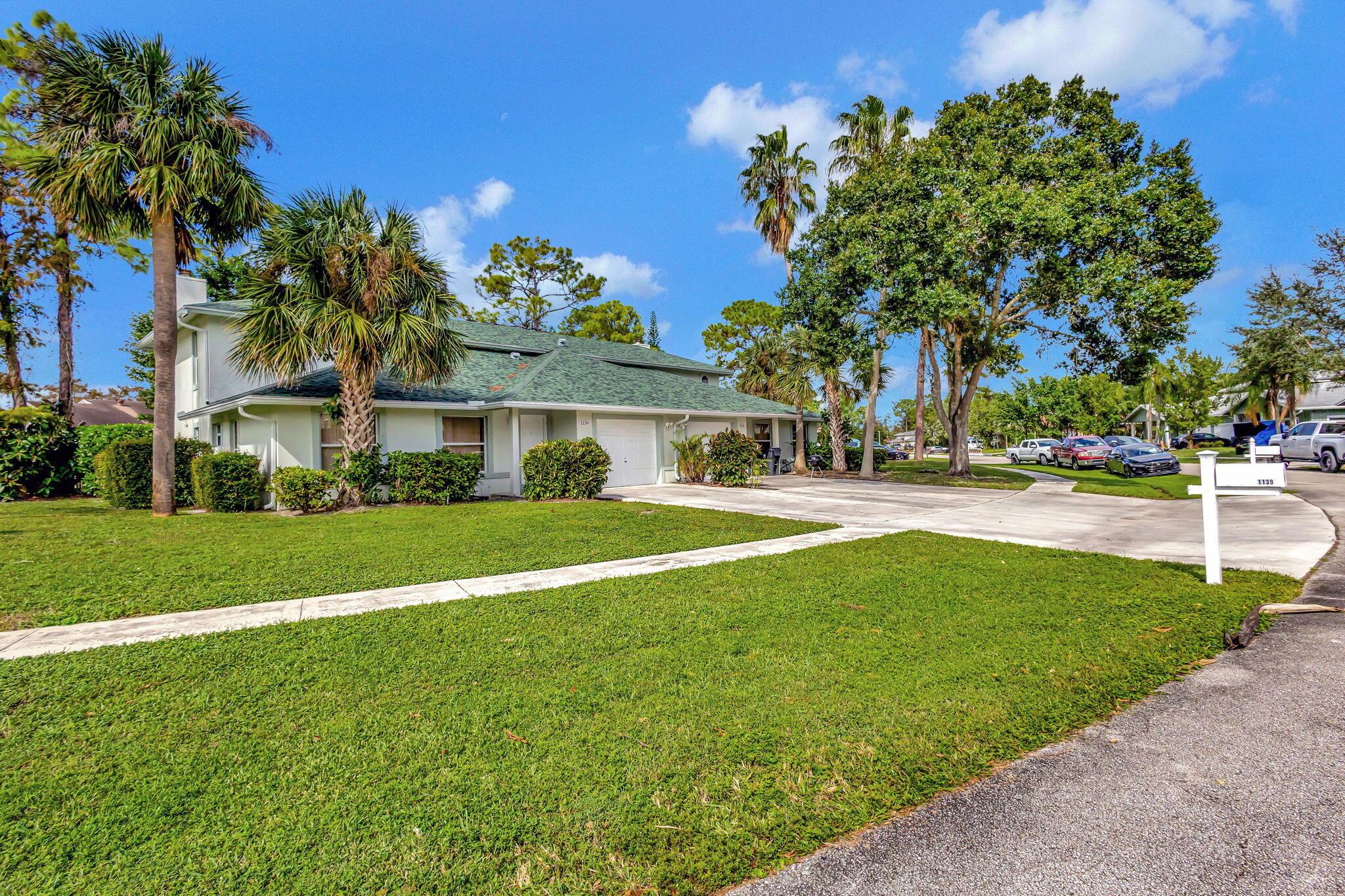 1139 Staghorn Street