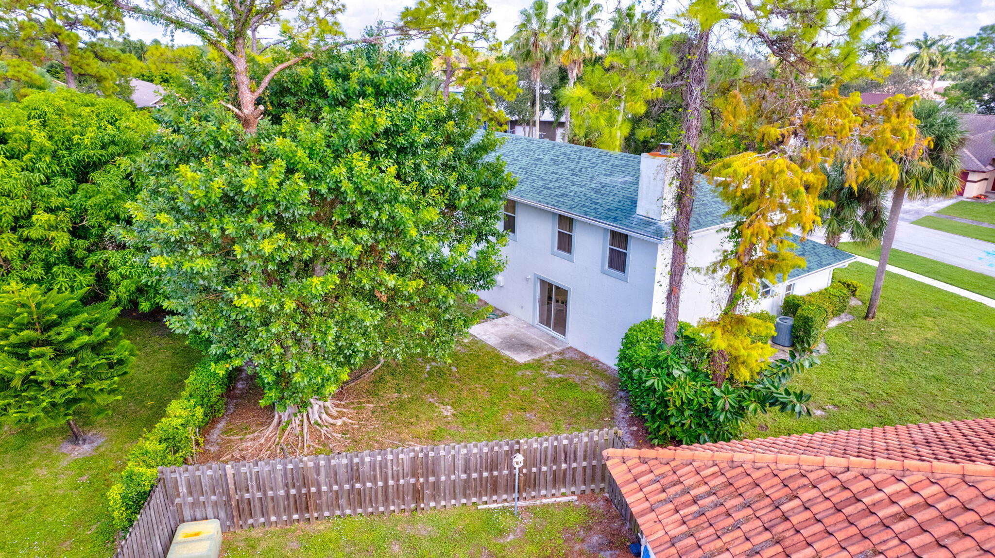 1139 Staghorn Street