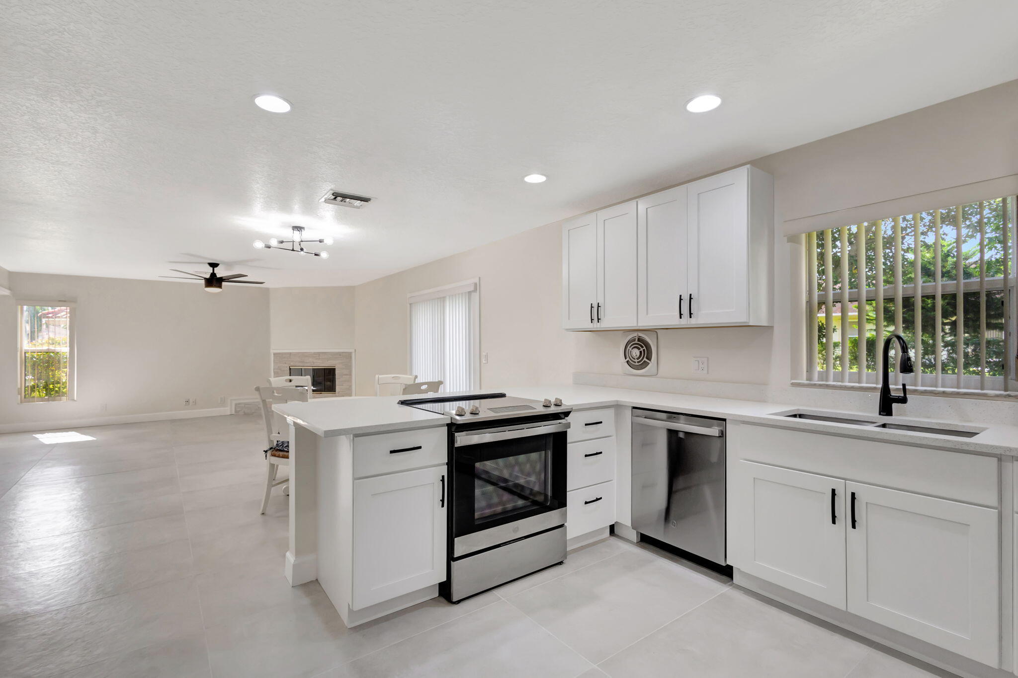 1139 Staghorn Street