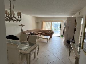 7270 Ashford Place 208