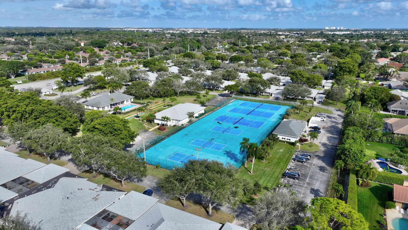 10108 43rd Trail S 306