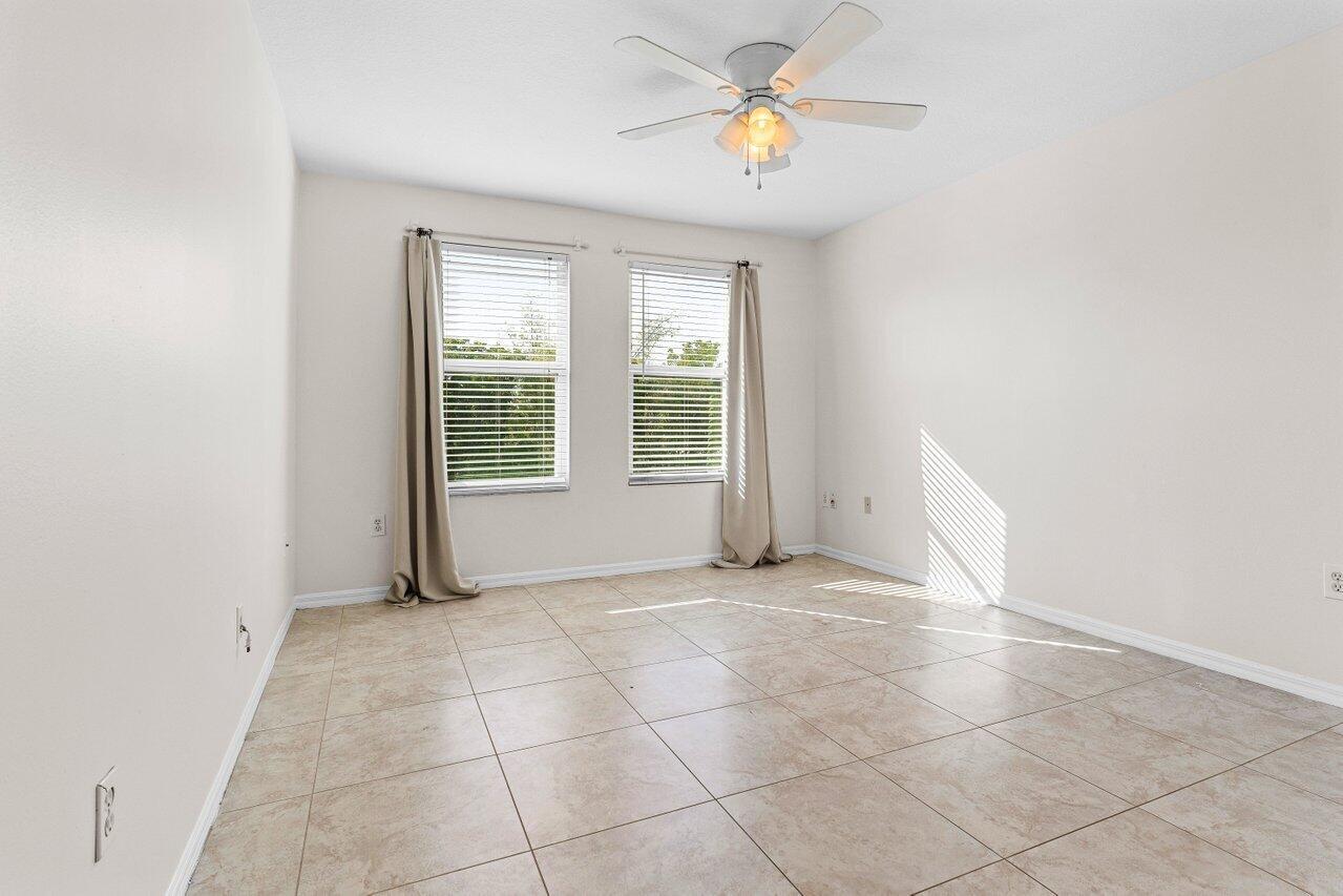 921 Villa Circle