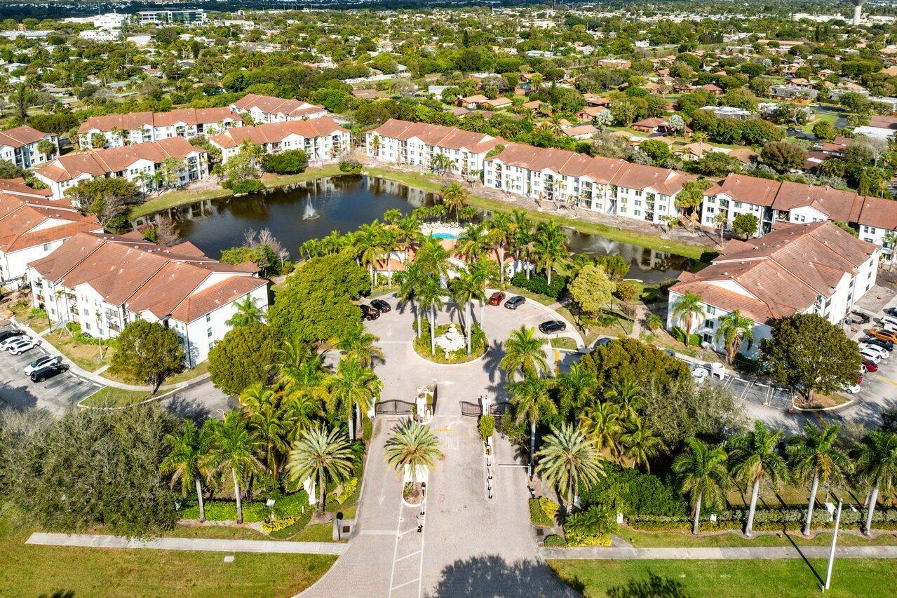 921 Villa Circle
