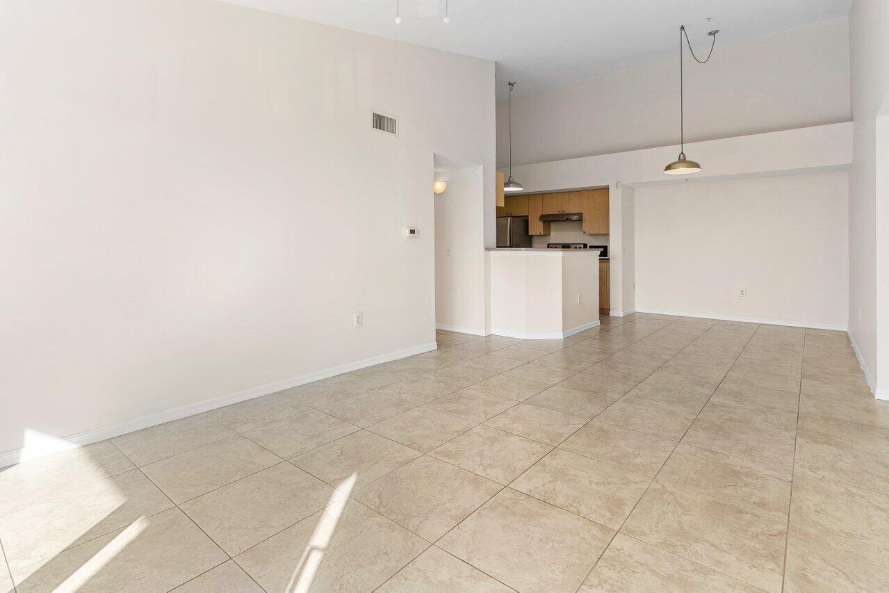 921 Villa Circle