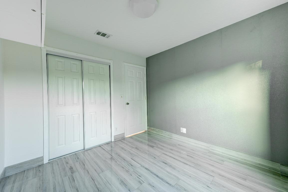 4629 Carthage Circle S