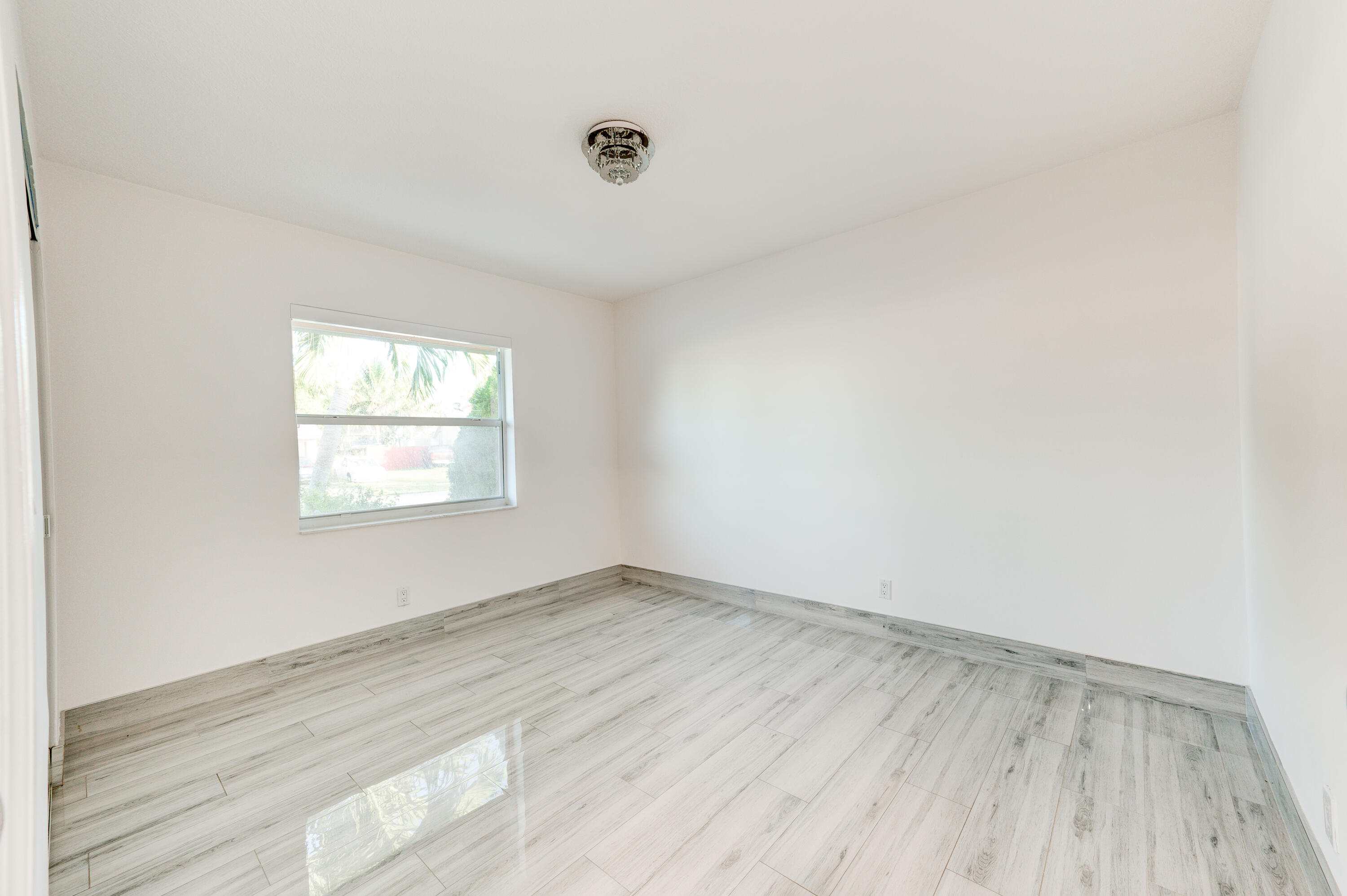 4629 Carthage Circle S