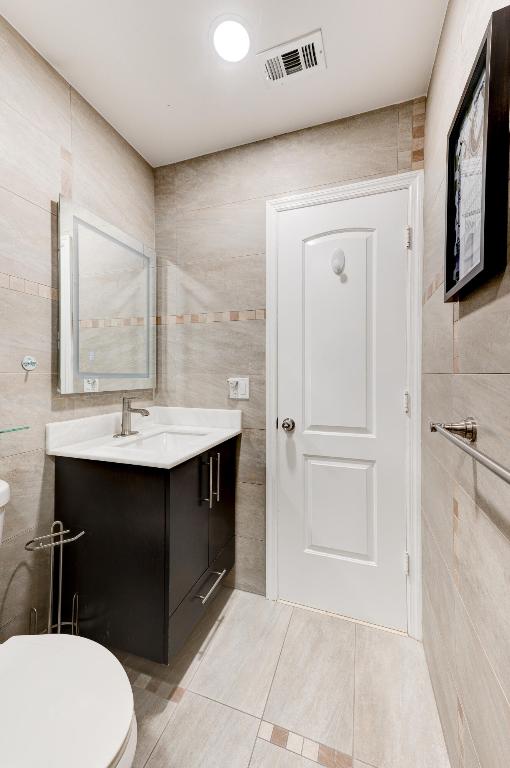 4629 Carthage Circle S