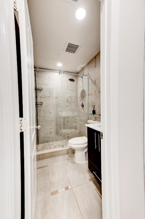 4629 Carthage Circle S