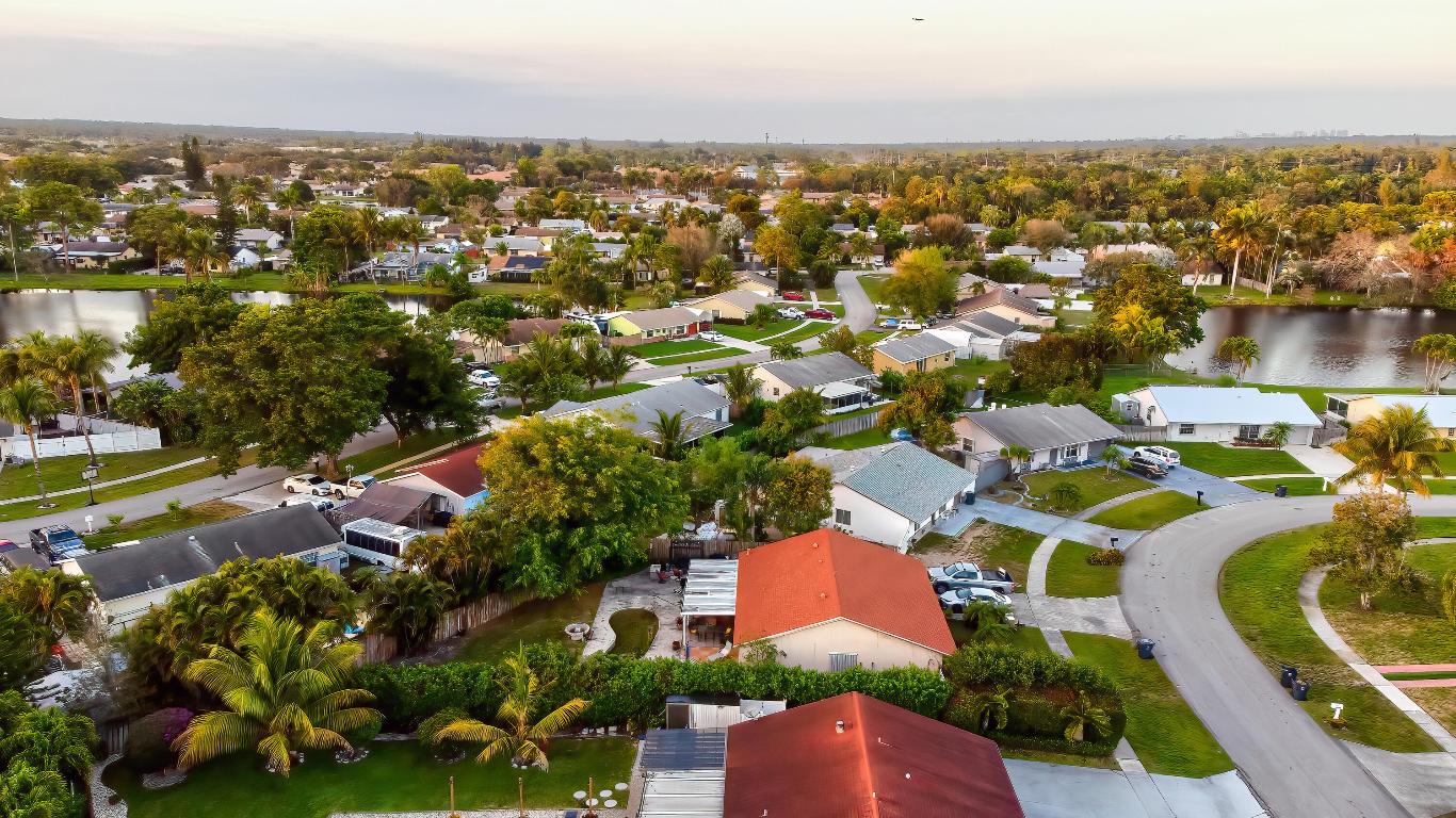 4629 Carthage Circle S