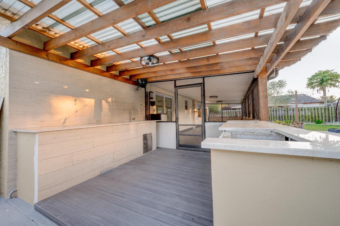 4629 Carthage Circle S