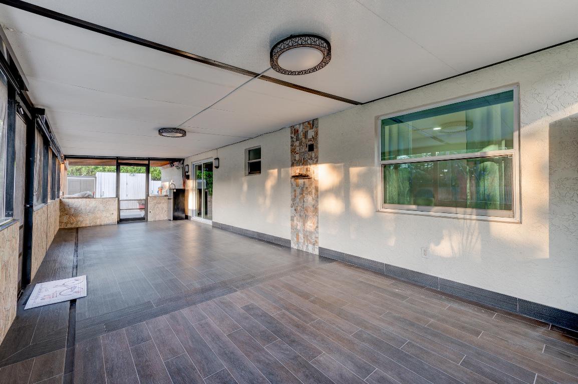 4629 Carthage Circle S