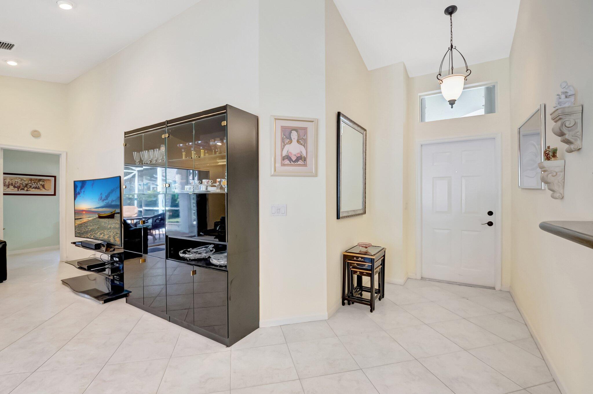 11594 Colonnade Drive