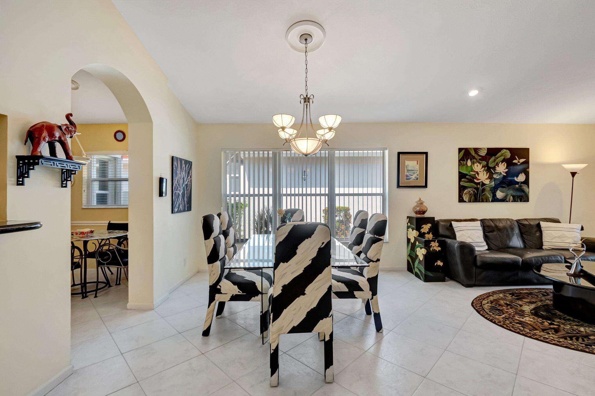 11594 Colonnade Drive