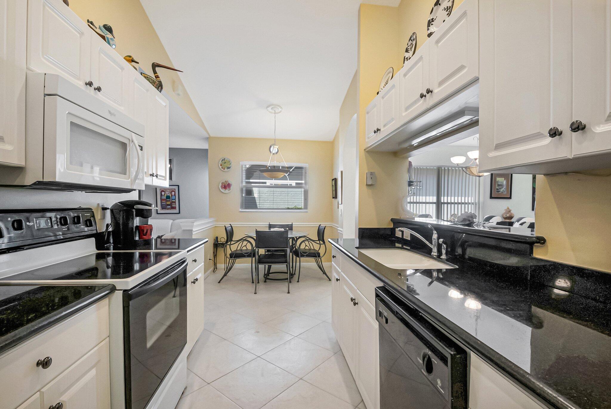 11594 Colonnade Drive