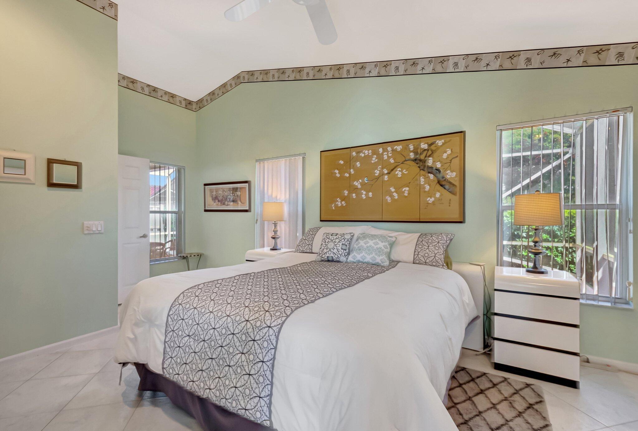 11594 Colonnade Drive