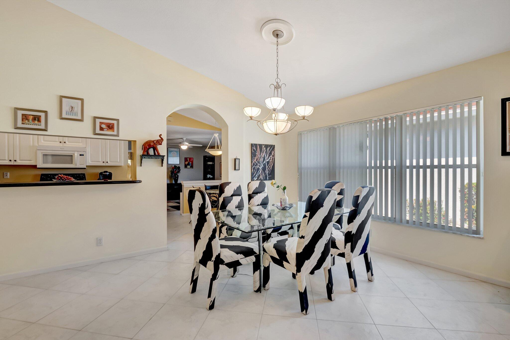 11594 Colonnade Drive