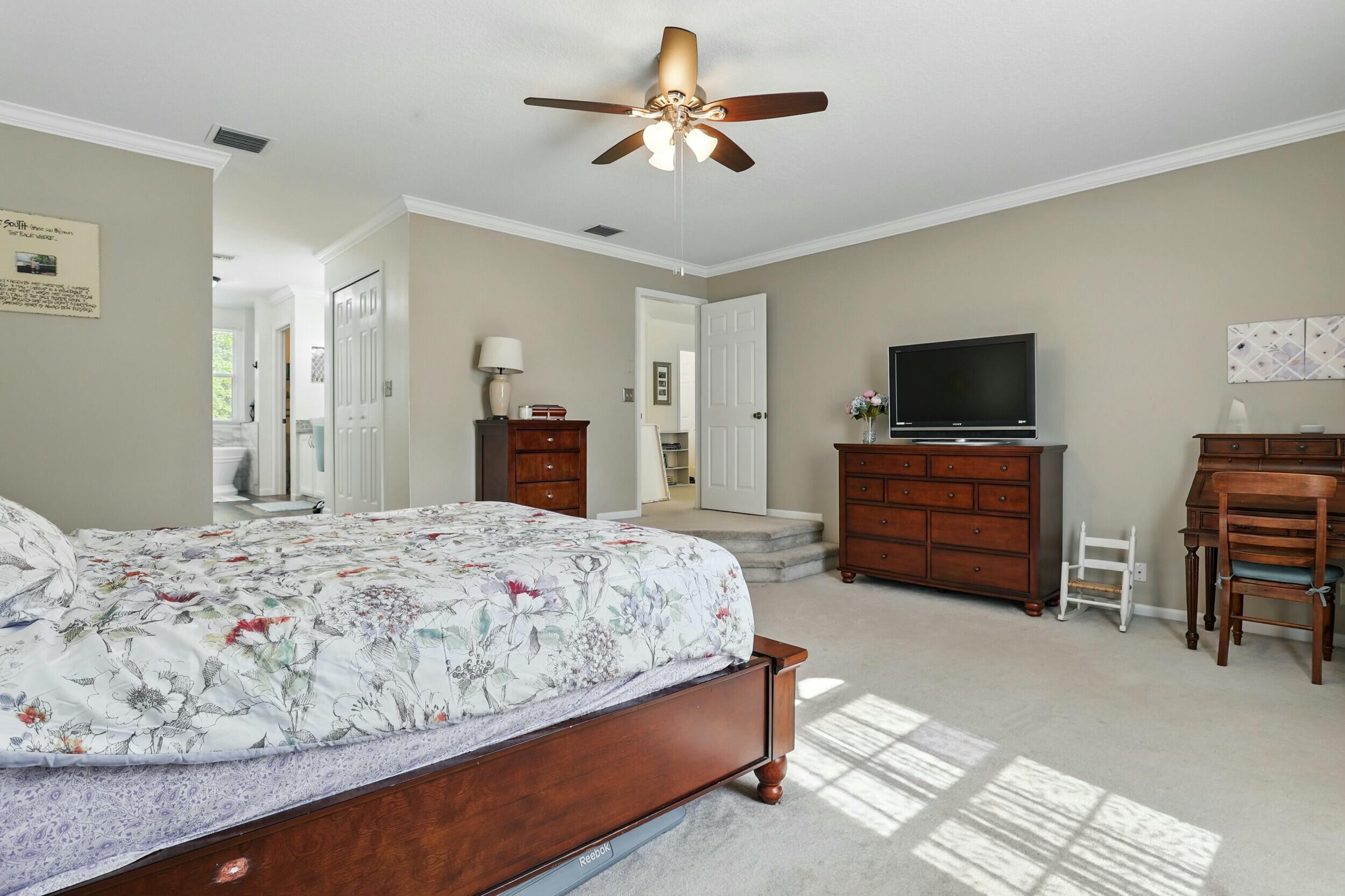 15032 Oak Chase Court