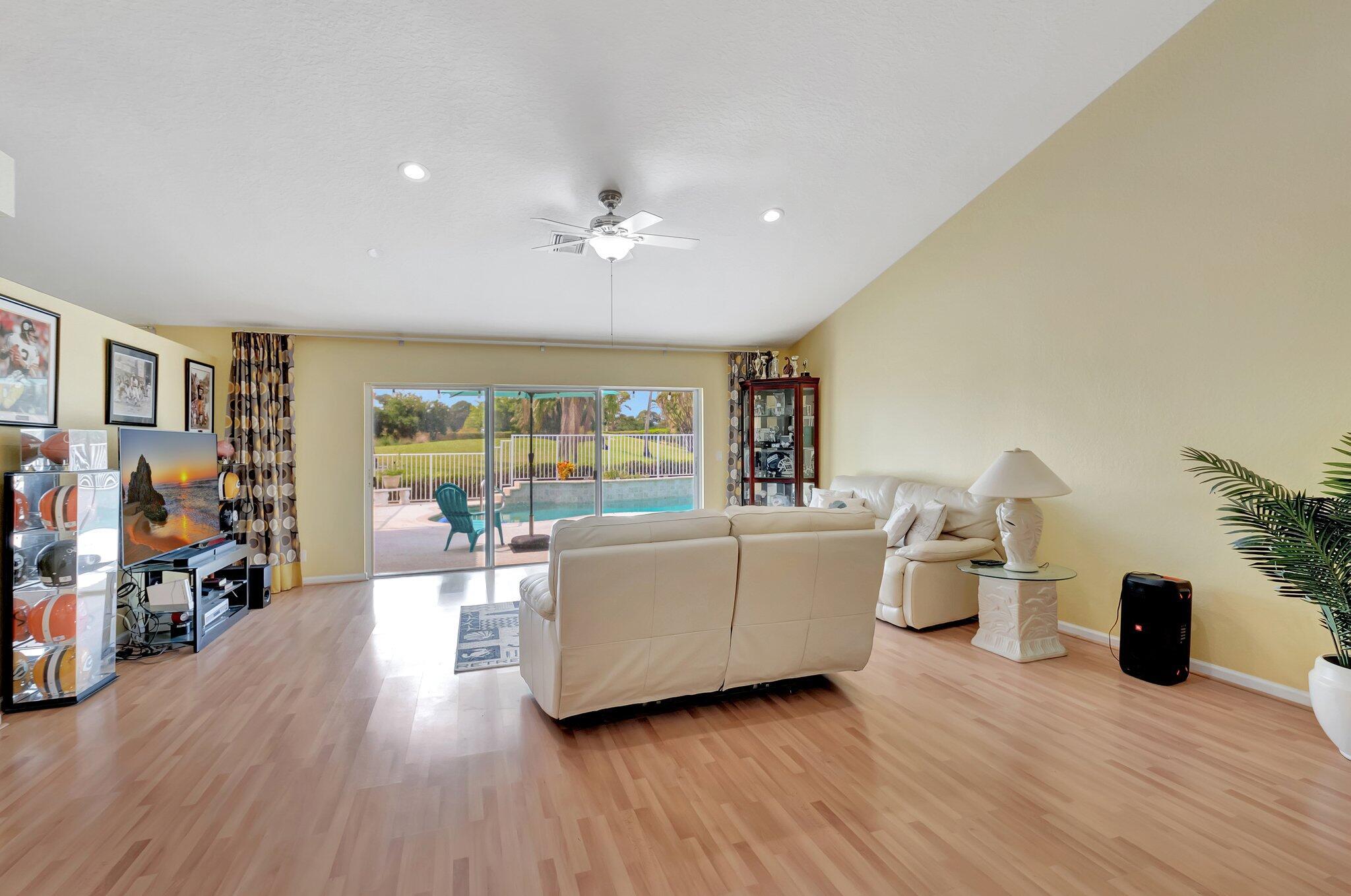 6019 Wedgewood Village Circle