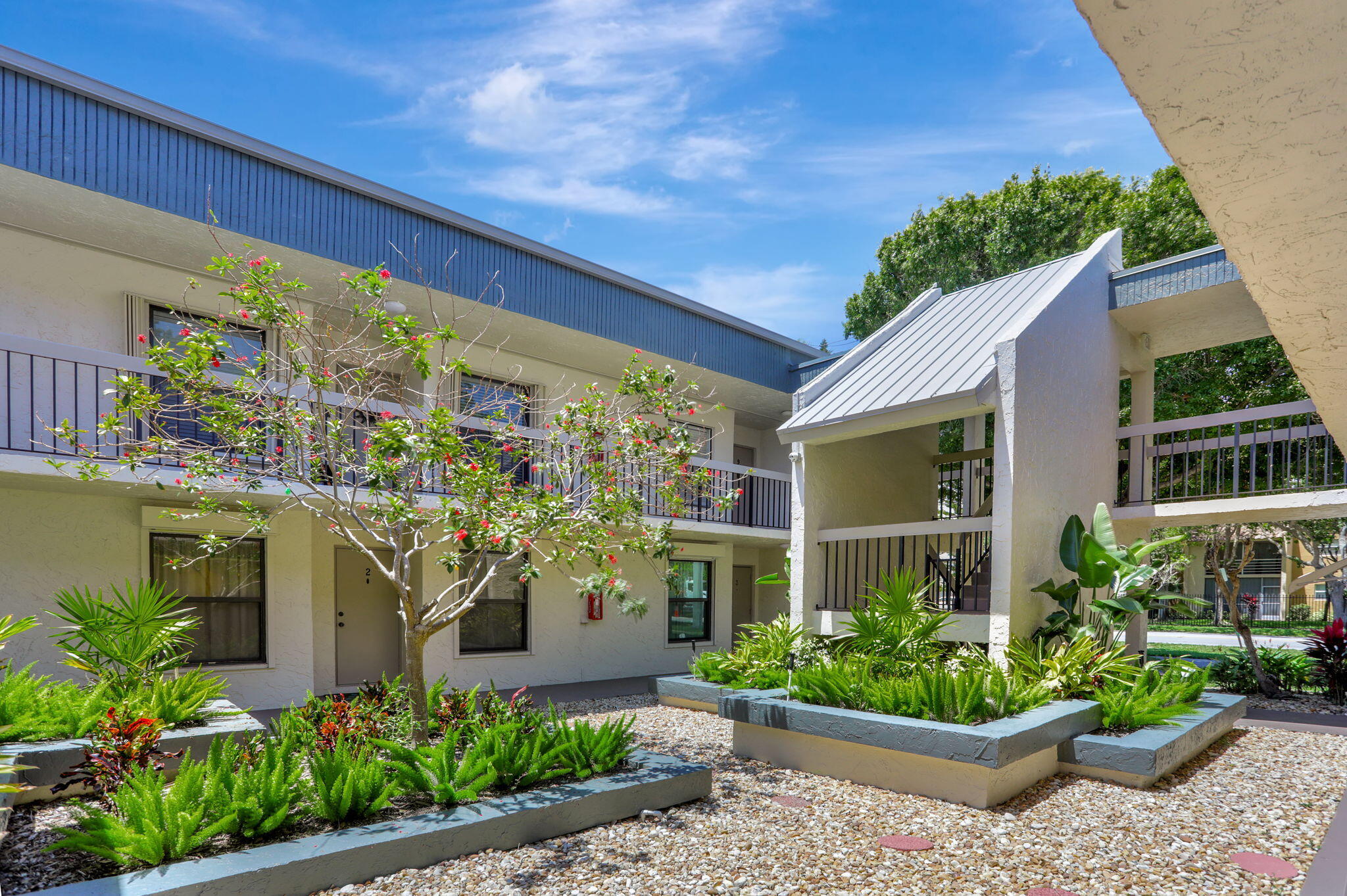 225 SE 10th Street 9d