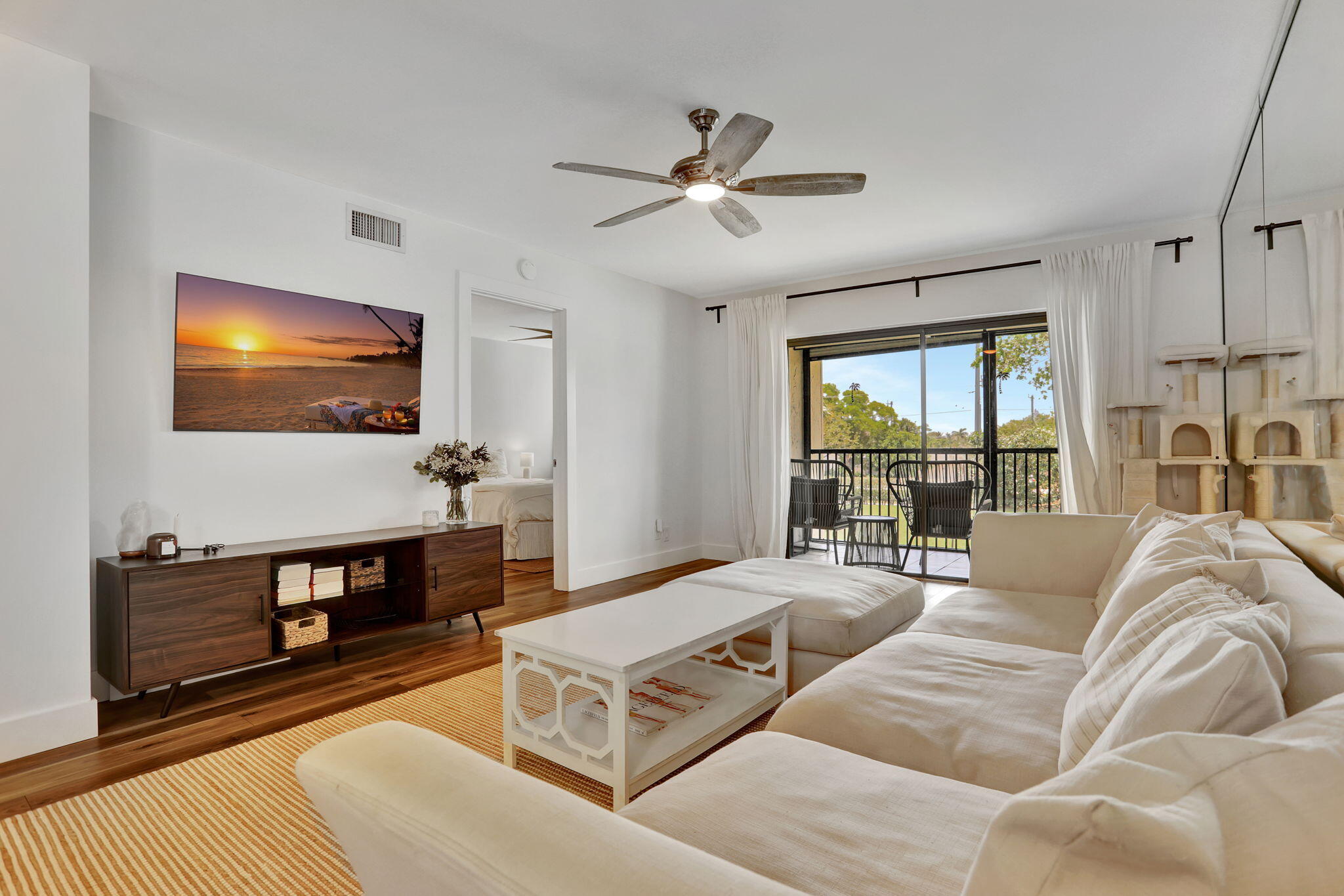 225 SE 10th Street 9d