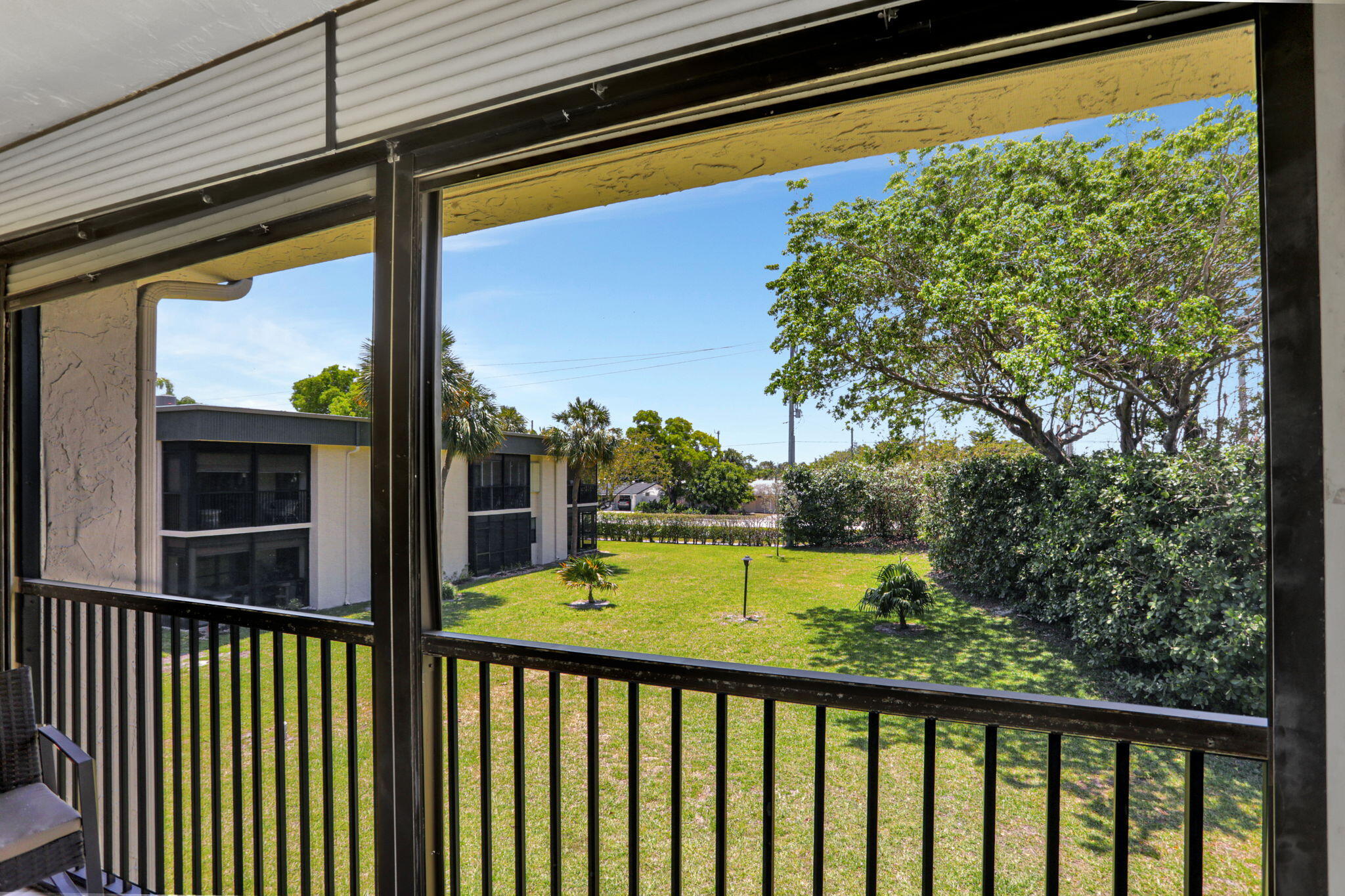 225 SE 10th Street 9d