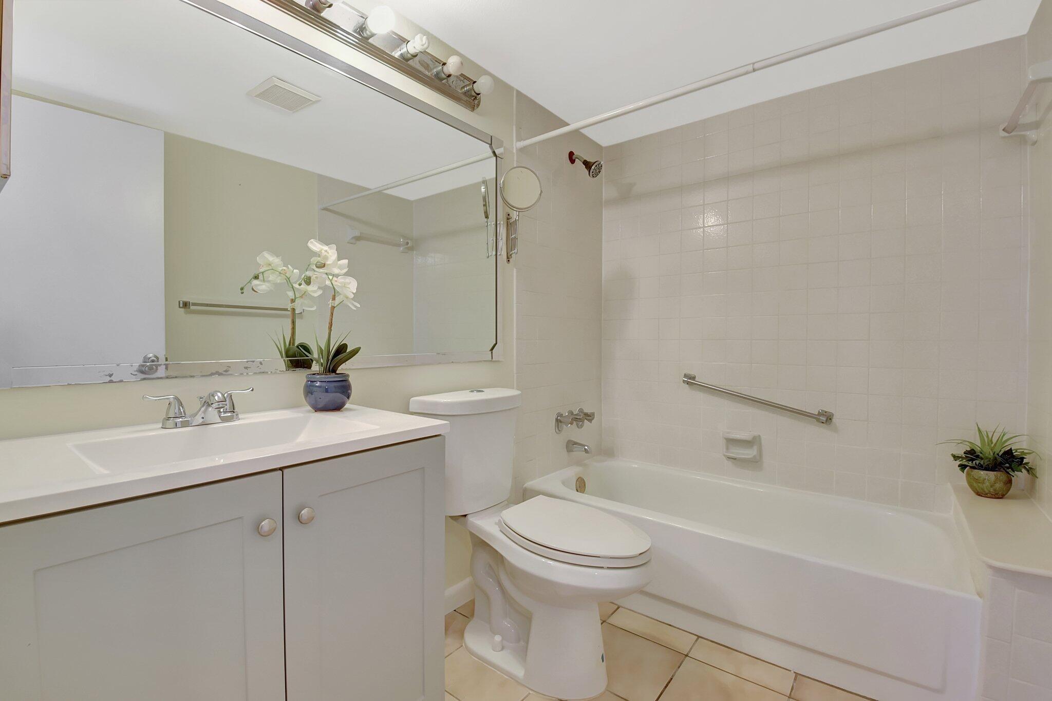 616 Sea Pine Way C2