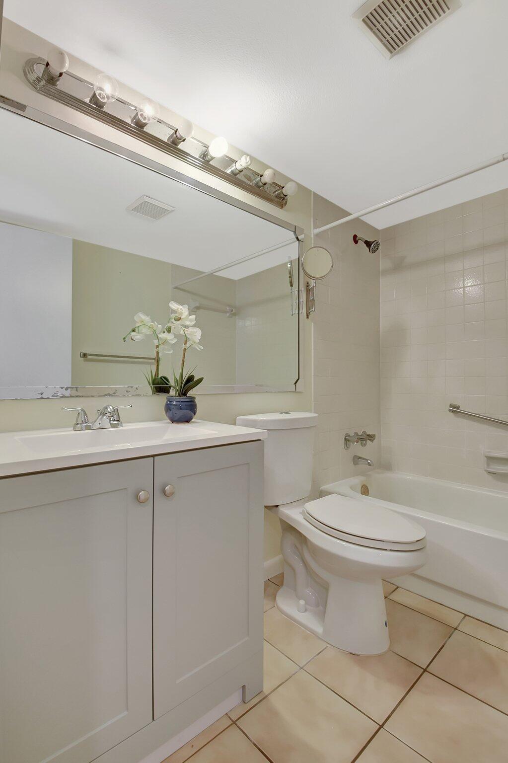 616 Sea Pine Way C2