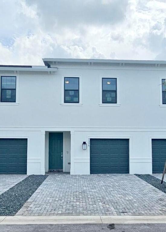 7596 SW Linus Lane Latitude 10-02