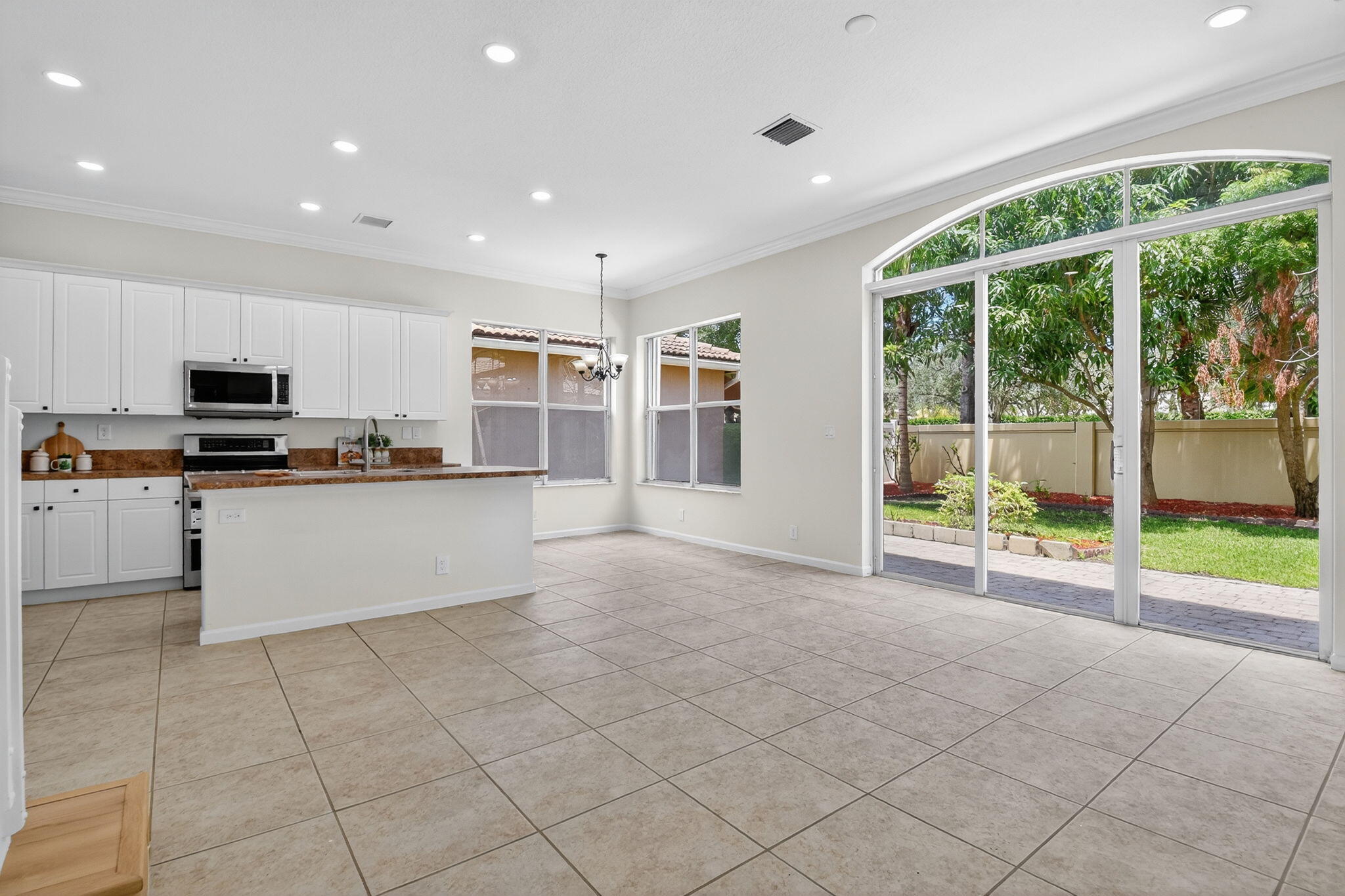 5221 Sancerre Circle