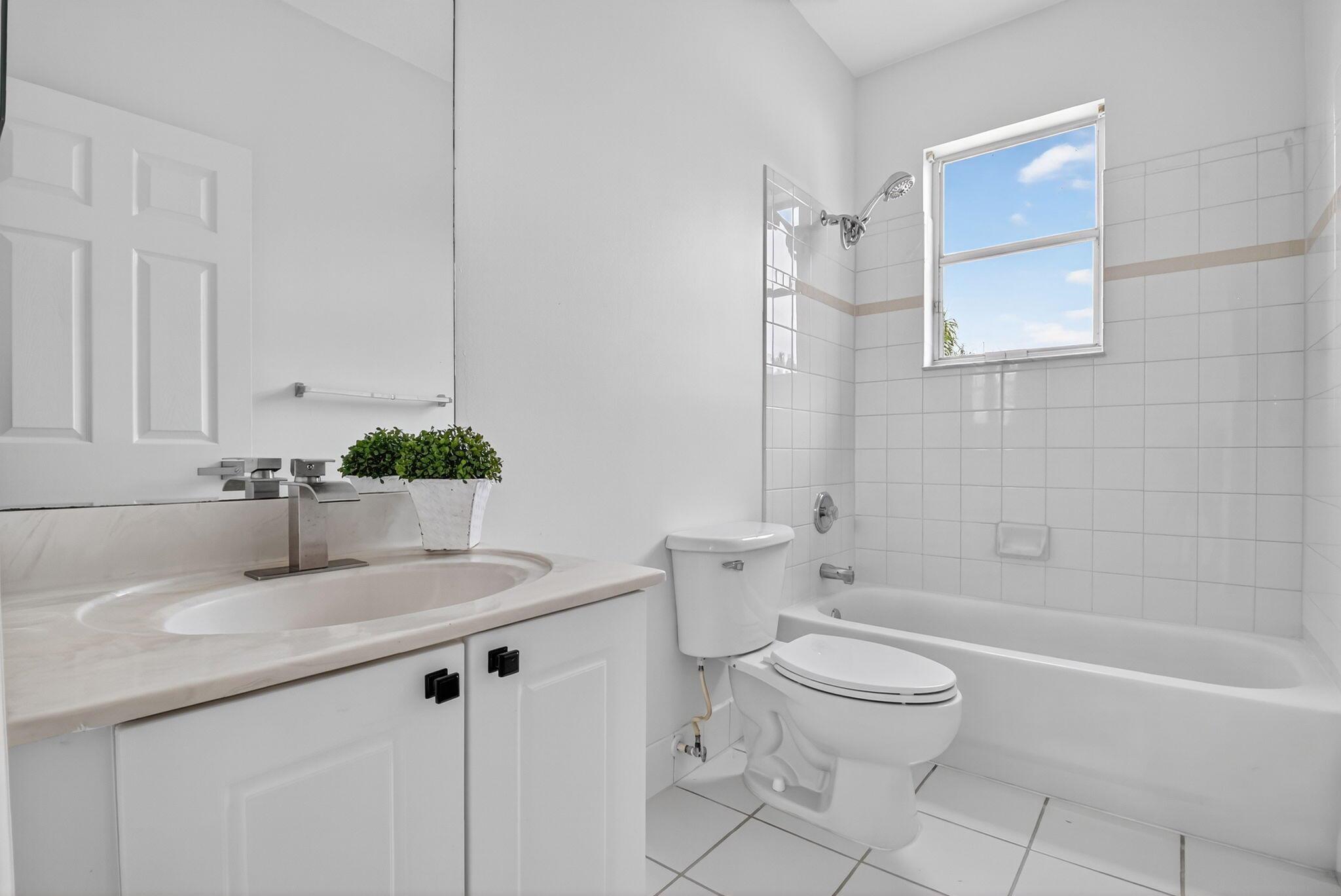 5221 Sancerre Circle