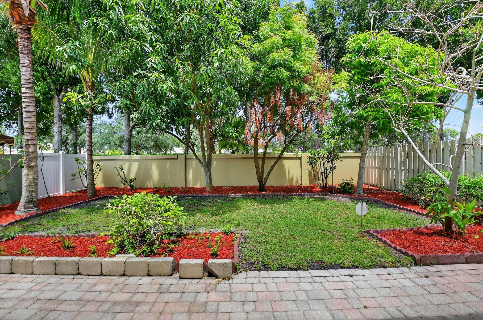 5221 Sancerre Circle