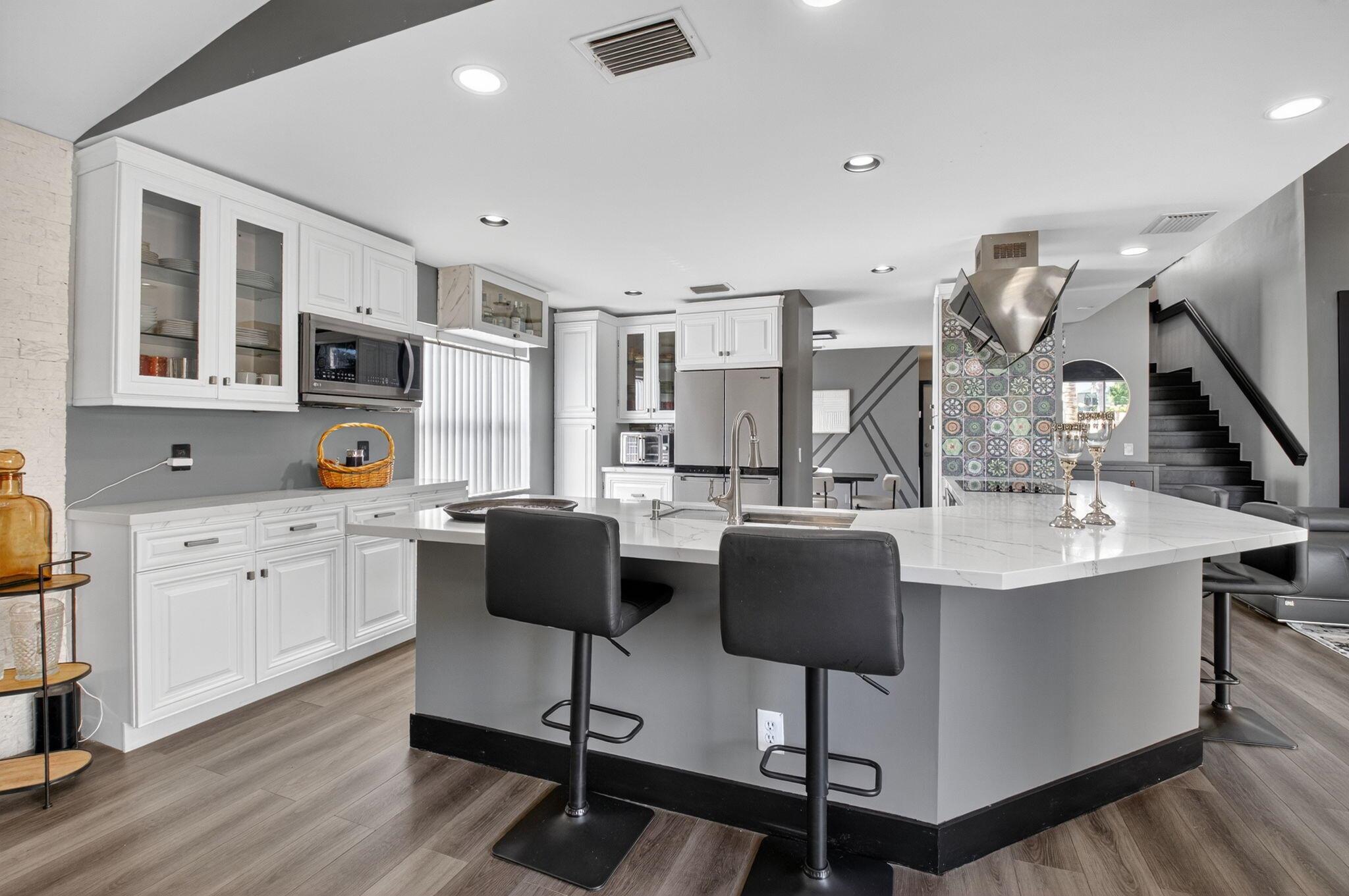 3527 Stratton Lane