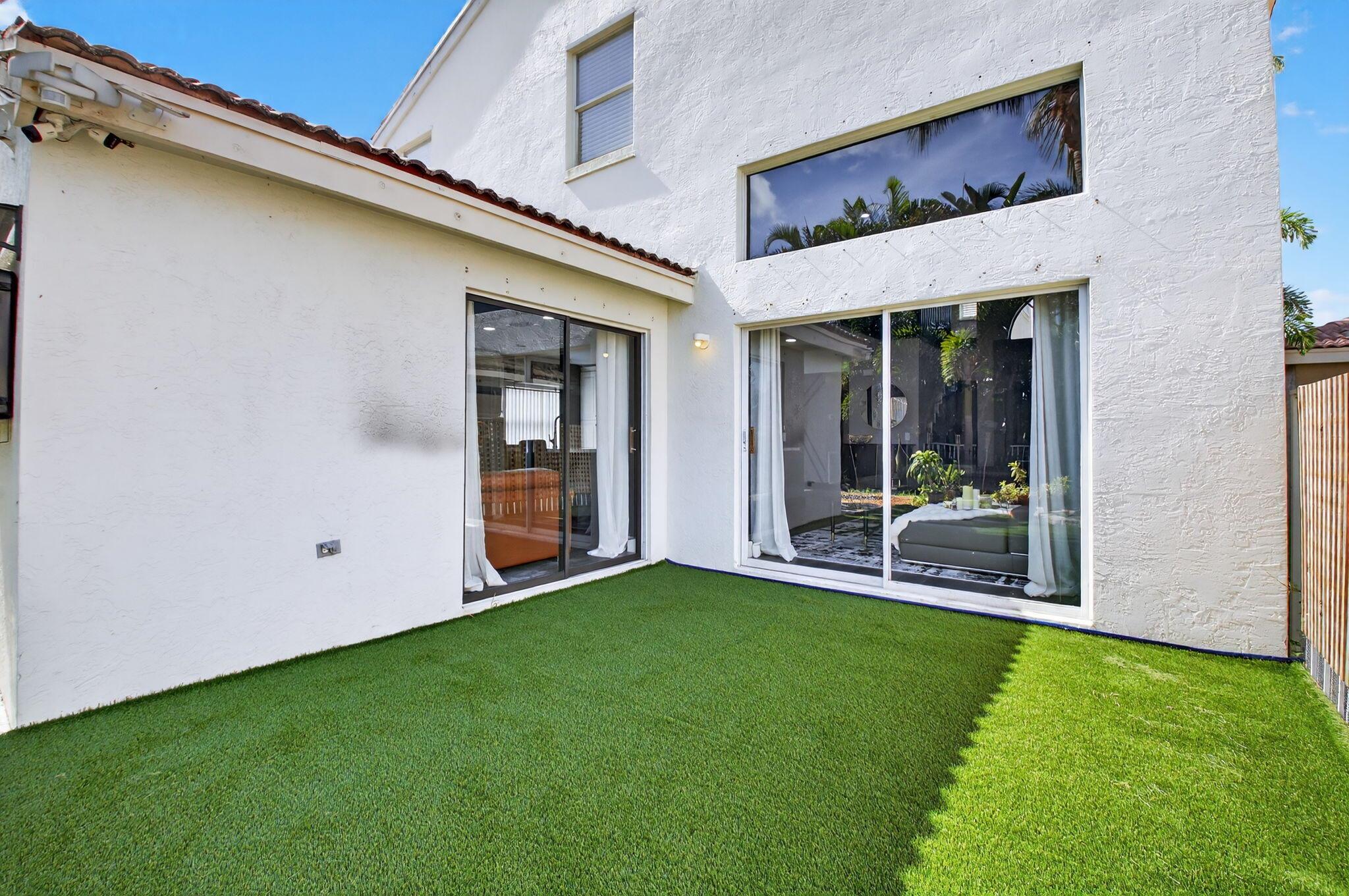 3527 Stratton Lane
