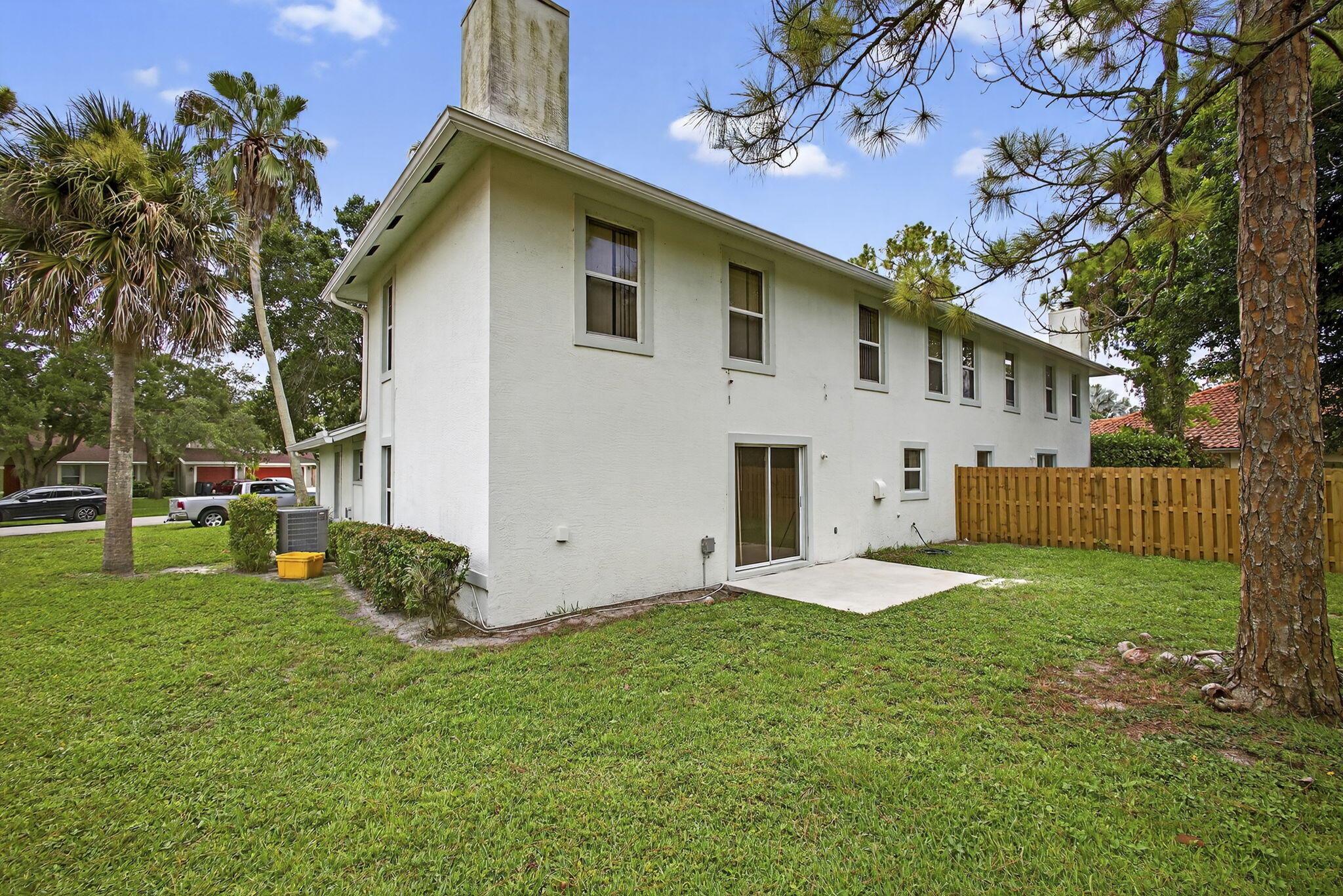 1135 Staghorn Street