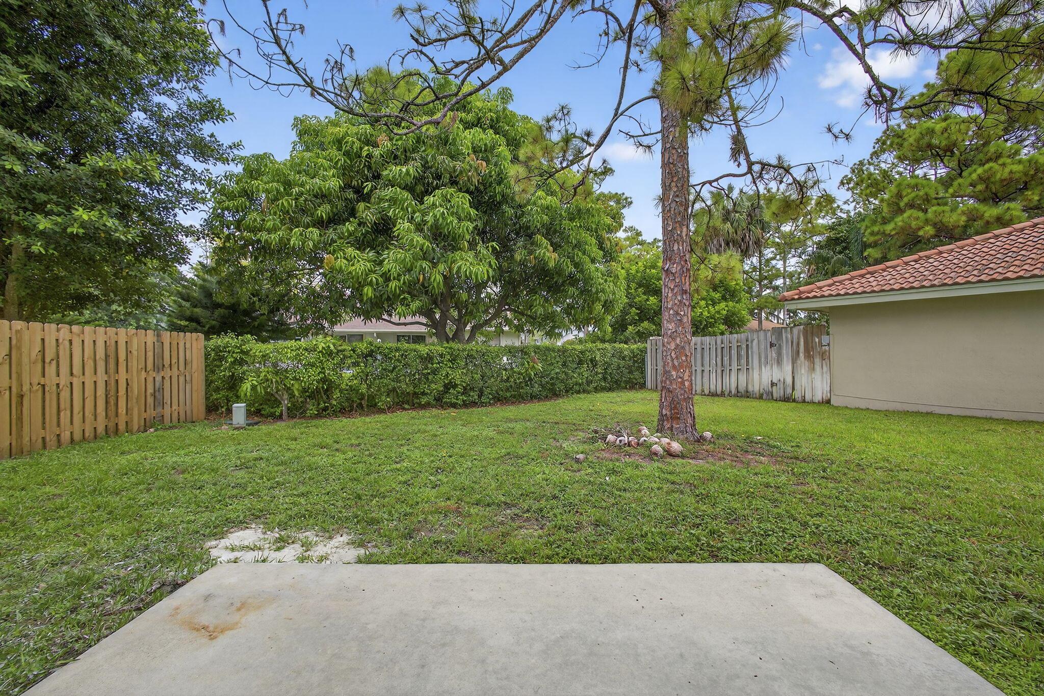 1135 Staghorn Street