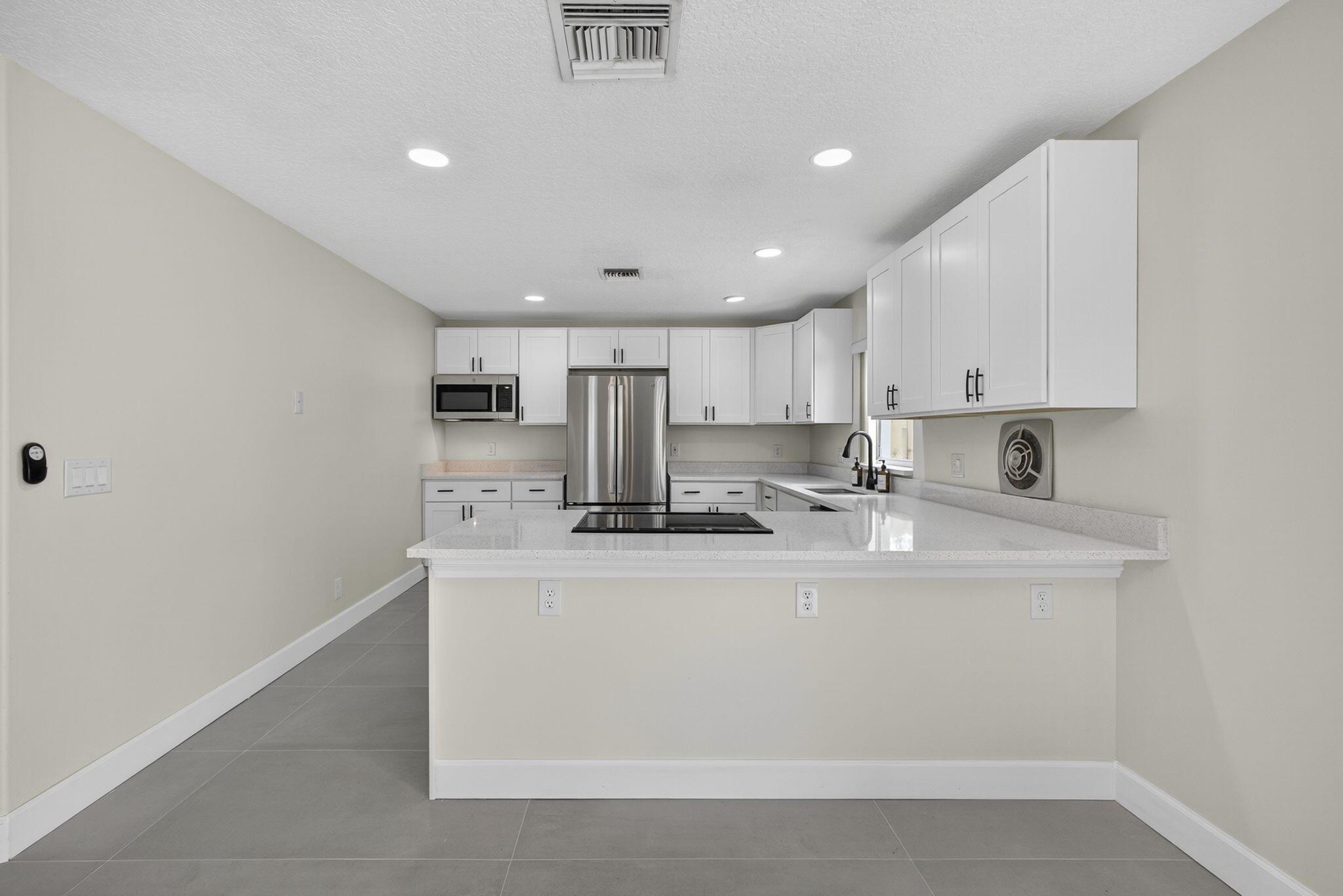 1135 Staghorn Street