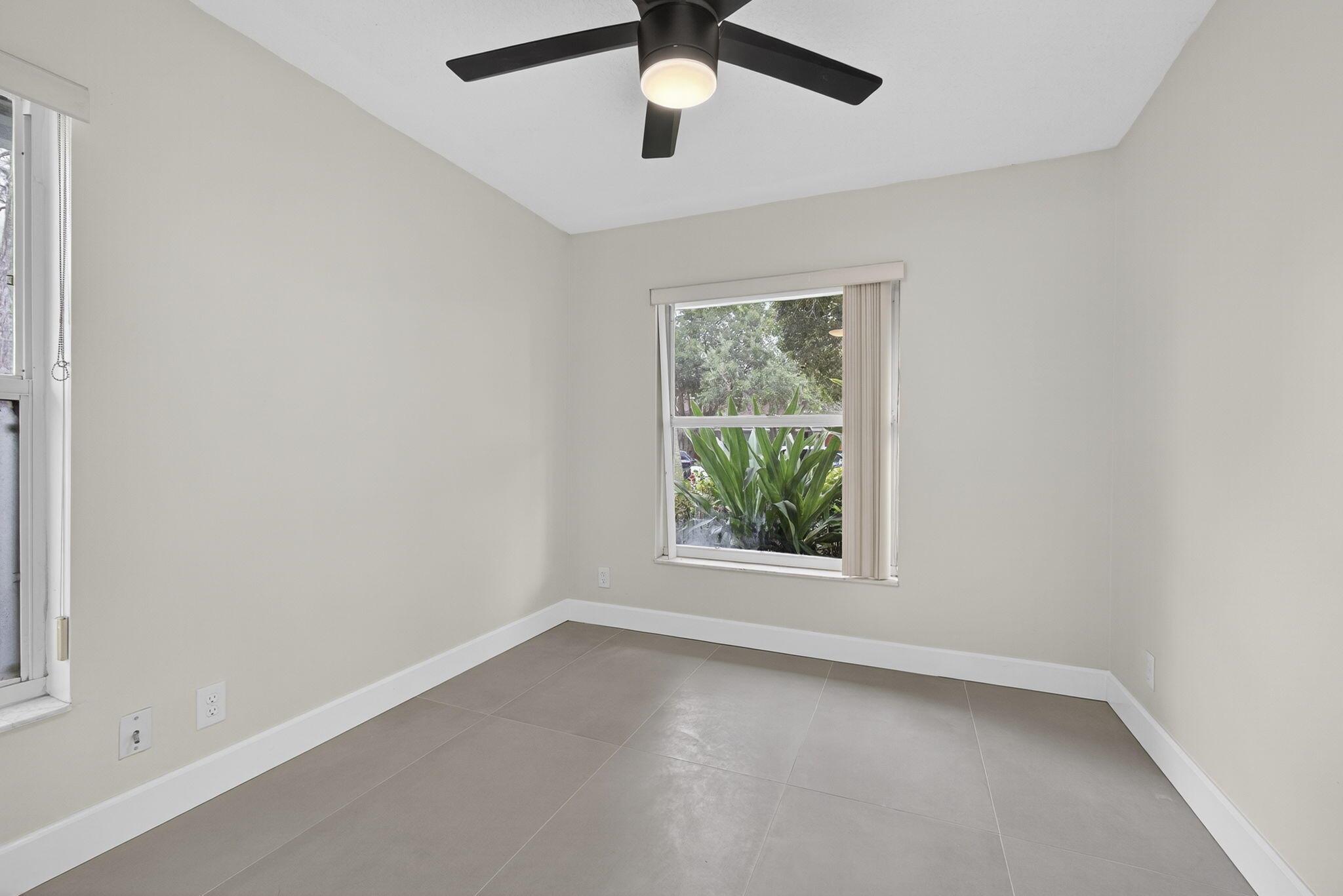 1135 Staghorn Street