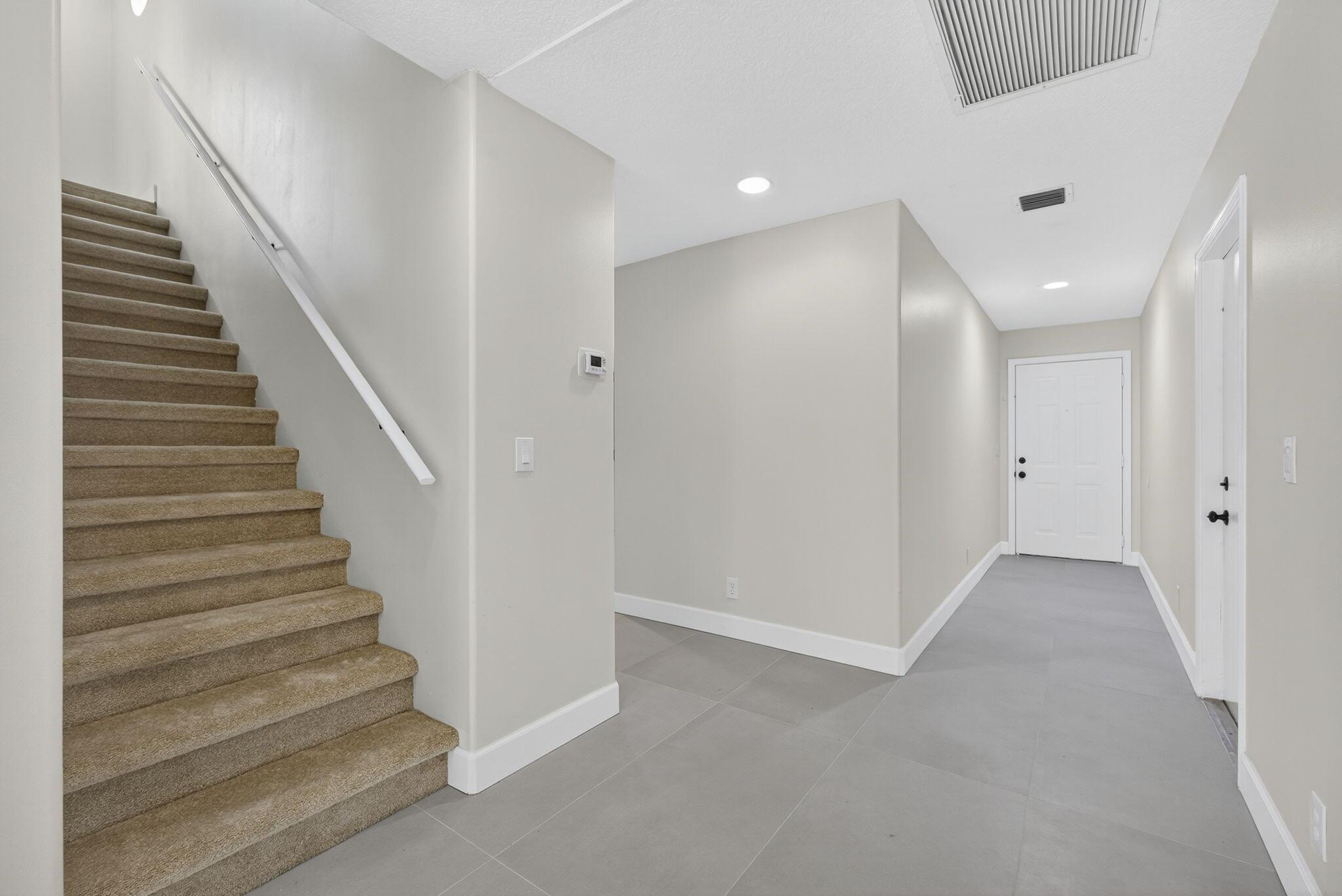 1135 Staghorn Street