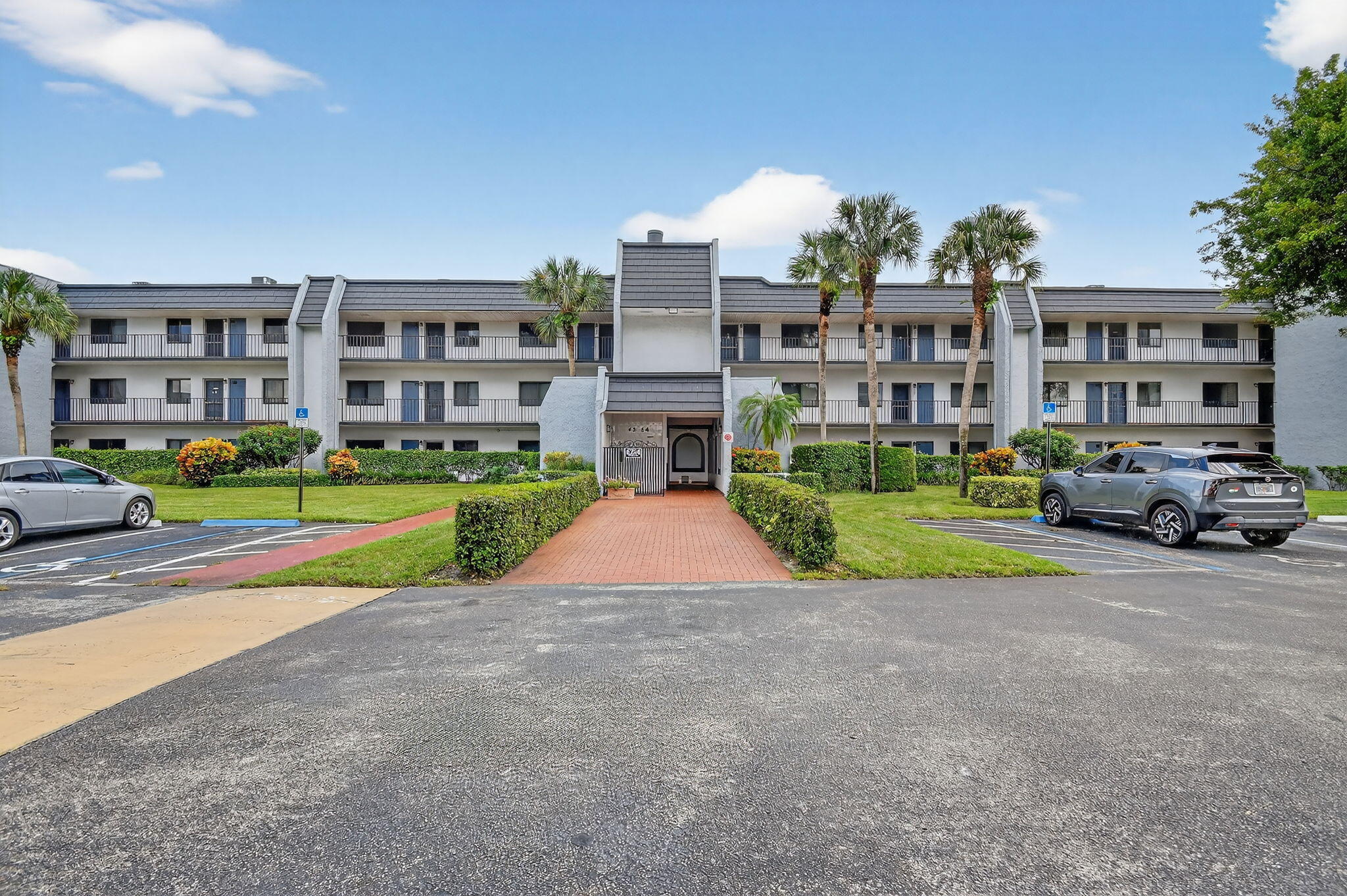 4254 Deste Court 201